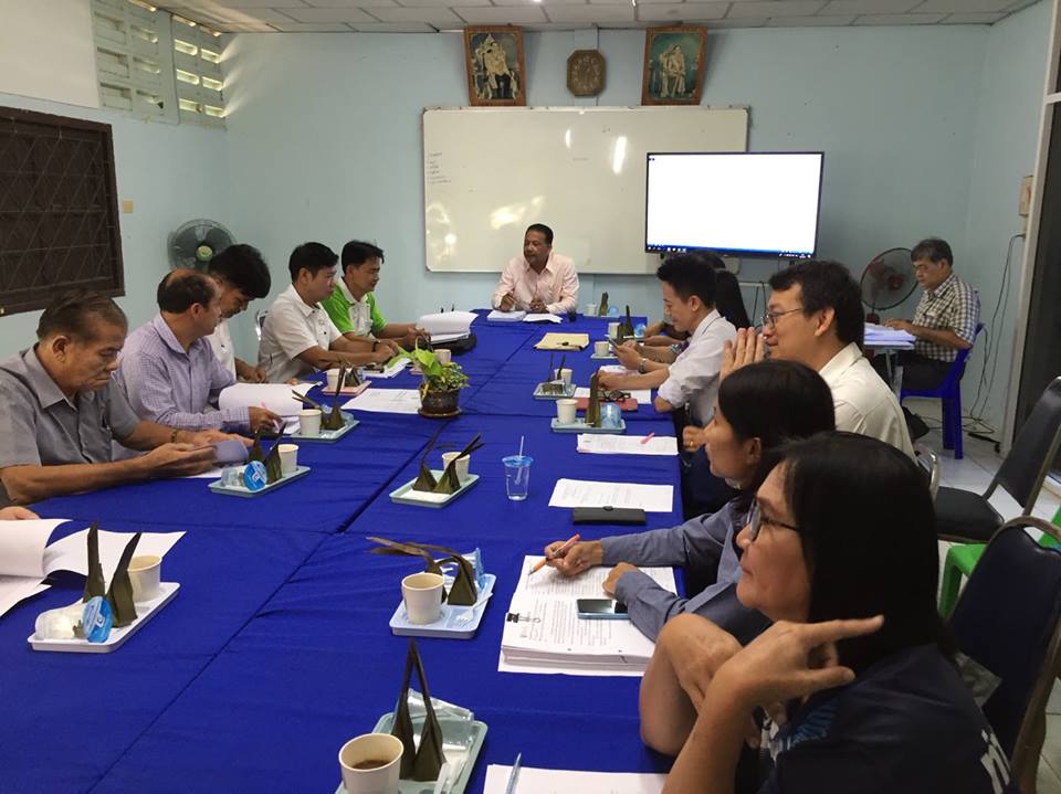 ร่วมประชุมคณะทำงานปฏิบัติการขับเคลื่อนงานนโยบายสำคัญและแก้ไขปัญหาการเกษตรระดับอำเภอ (Operation Team) ดำเนินสะดวก..คลิก