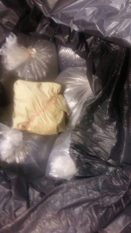 ด่านตรวจสัตว์นำ้ท่าอากาศยานดอนเมือง ตรวจสอบสินค้าสัตว์นำ้ส่งออก..คลิก