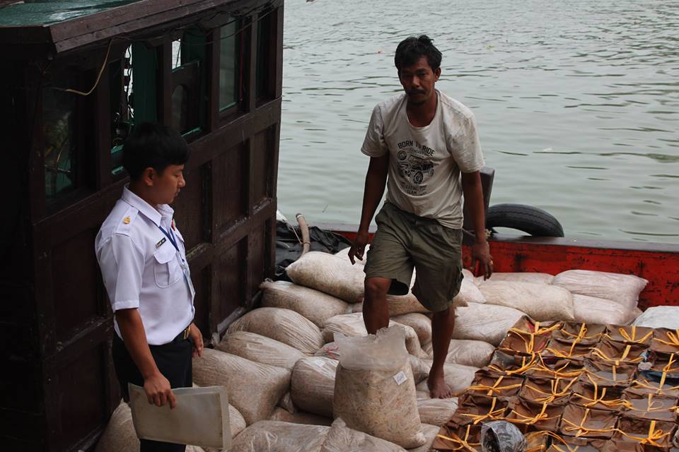 ตรวจสอบเรือและสินค้านำเข้าจากประเทศ MYANMAR..คลิก