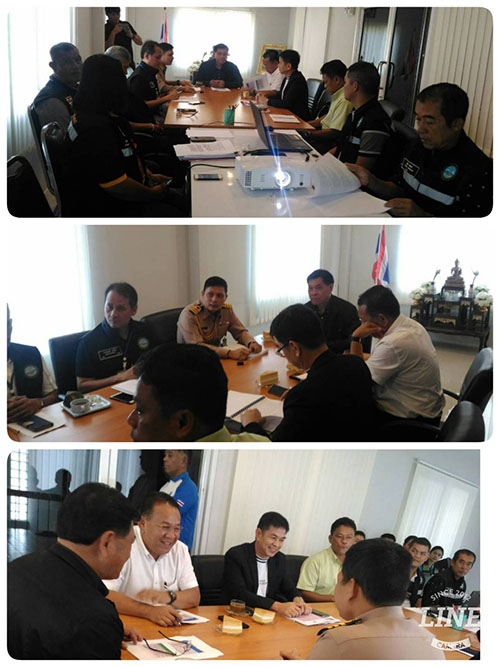 ผู้ช่วยเลขานุการรัฐมนตรีว่าการกระทรวงเกษตรและสหกรณ์ ประชุมติดตามความก้าวหน้าและให้กำลังใจแก่เจ้าหน้าที่ประจำศูนย์ควบคุมการแจ้งเข้า-ออก เรือประมง สุราษฎร์ธานี..คลิก