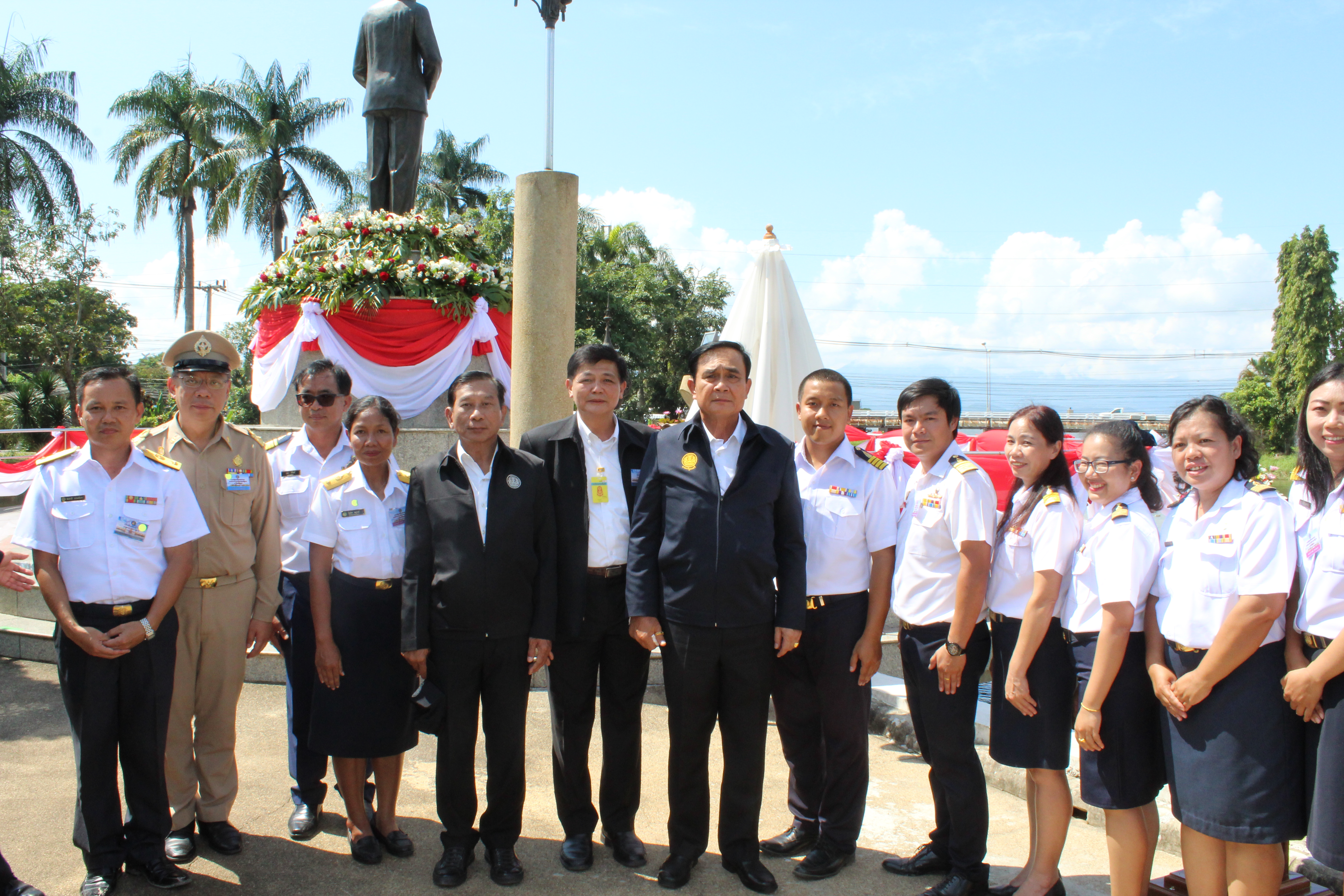 บูรณาการตรวจป้องกันฯ ที่สถานีรถไฟหนองคาย(ขาเข้า)..คลิก