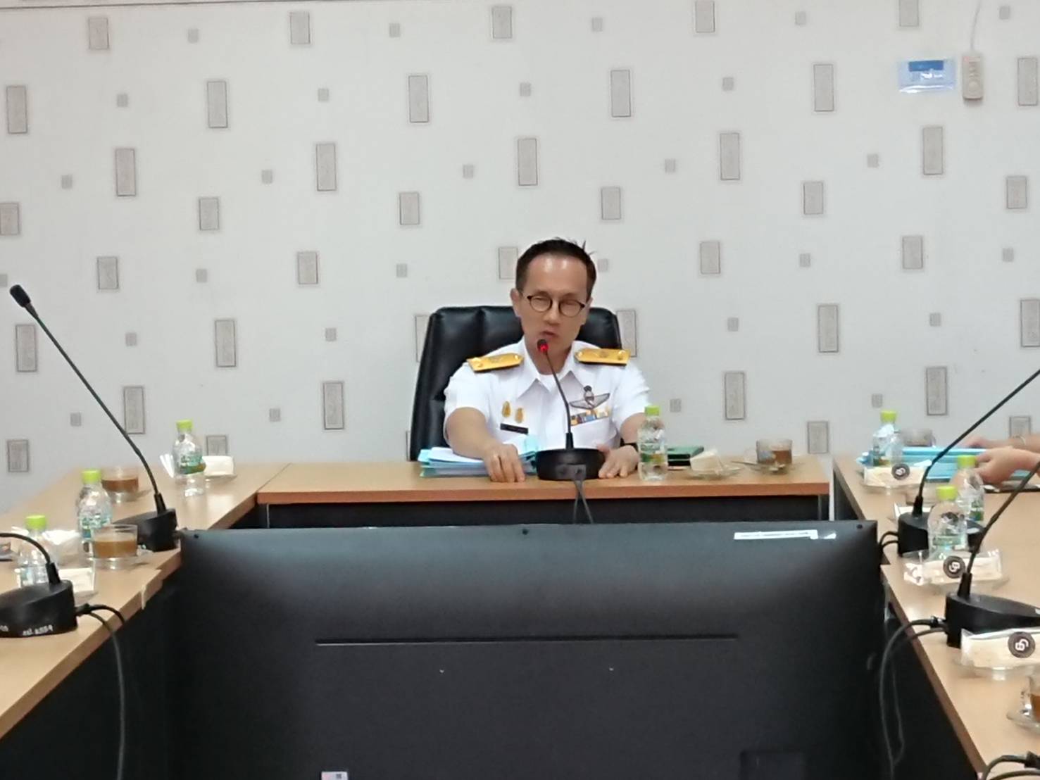 ตอนรับผู้อำนวยการศูนย์เทคโนโลยีสารสนเทศและการสื่อสาร นายศุภวัฑฒ์ โกมลมาลย์..คลิก