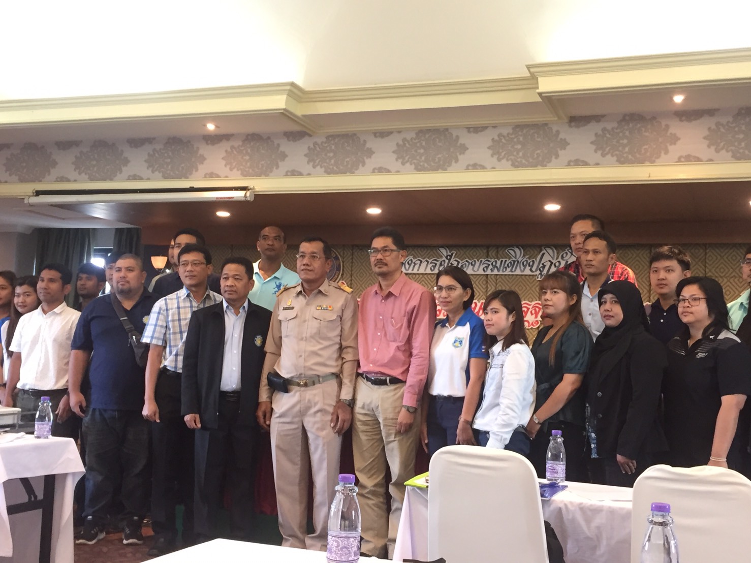 ศจร.นราธิวาส เข้าร่วมอบรมเชิงปฏิบัติการ หลักสูตรการเป็นผู้ตรวจสอบประเมินมาตรฐานด้านสุขอนามัยในเรือประมง..คลิก