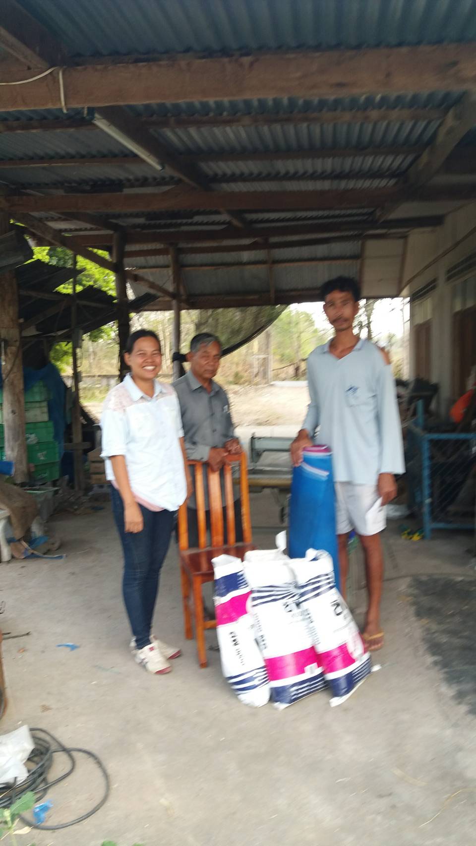 ตรวจติดตามการจัดซื้อและตรวจรับปัจจัยการผลิต โครงการพัฒนา ศพก.หลักและเครือข่ายด้านประมงรายใหม่..คลิก