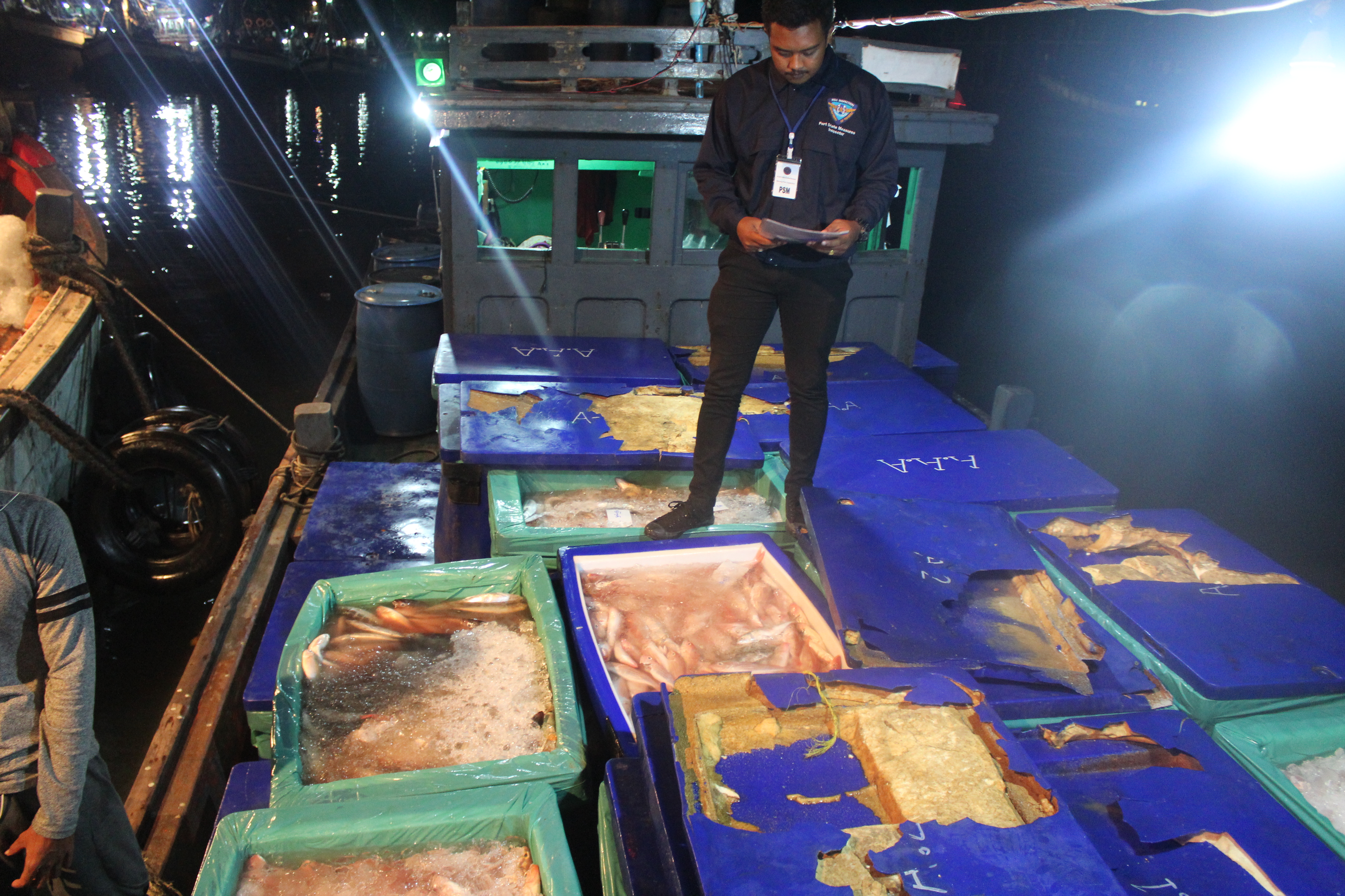 ตรวจสอบเรือและสินค้านำเข้าจากประเทศ MYANMAR..คลิก