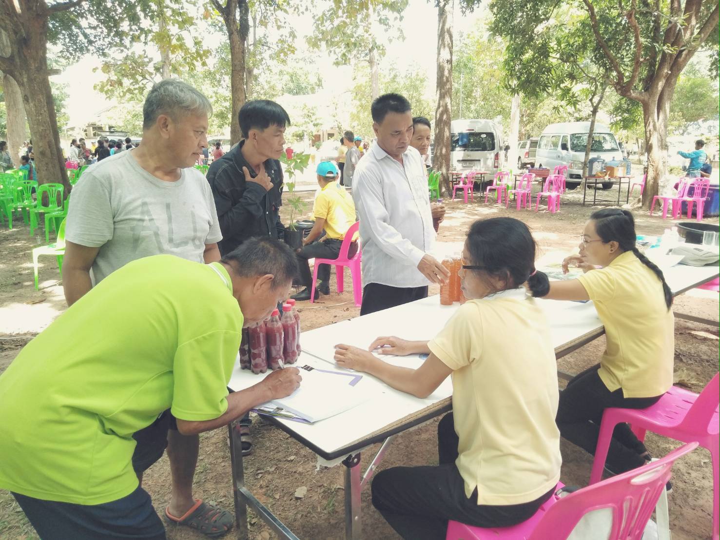 เข้าร่วมกิจกรรม คลินิกเกษตรเคลื่อนที่ ตามโครงการจิตอาสากระทรวงเกษตรและสหกรณ์ ฟื้นฟู ดูแล เกษตรกรผู้ประสบภัย..คลิก