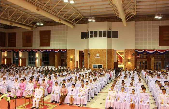 พิธีจุดเทียนน้อมรำลึกพระมหากรุณาธิคุณ เนื่องในวันคล้ายวันสวรรคต พระบาทสมเด็จพระจุลจอมเกล้าเจ้าอยู่หัว 'วันปิยะมหาราช'