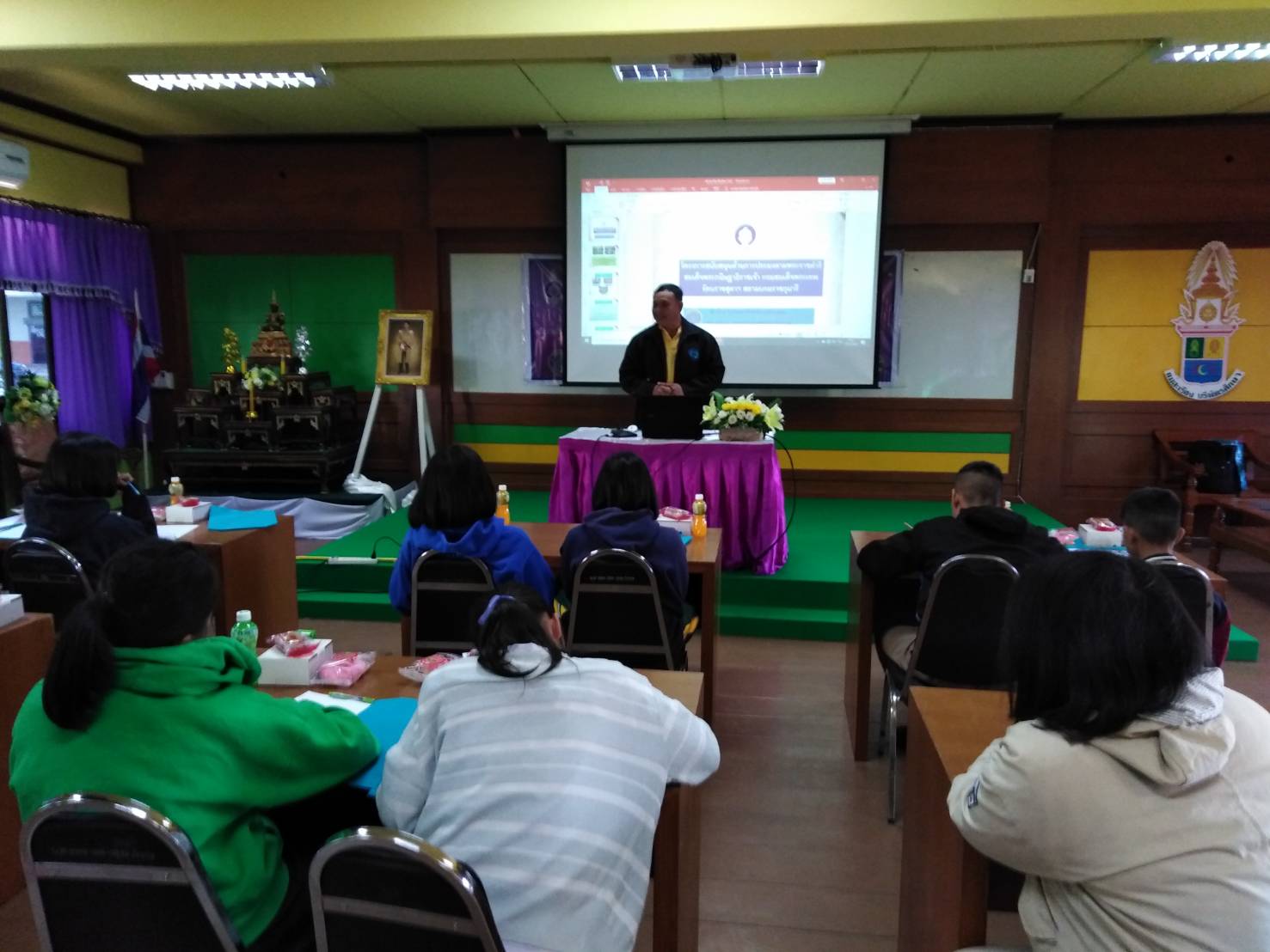 การฝึกอบรมคณะกรรมการประมงโรงเรียน หลักสูตรการเลี้ยงปลาในบ่อโรงเรียน โครงการสนับสนุนด้านการประมงตามพระราชดำริฯ..คลิก