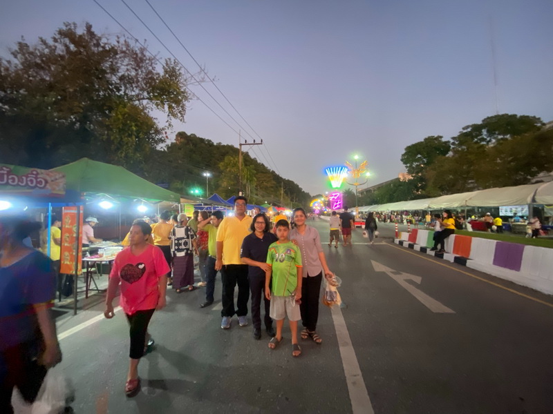 ร่วมชมกิจกรรมงาน “เดิน กิน ชิม เที่ยว ถนนคนเดิน” จังหวัดพัทลุง..คลิก