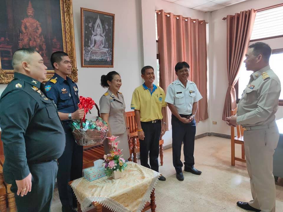 ๖ มกราคม ๒๕๖๓  ร่วมประชุมหัวหน้าส่วนราชการ..คลิก