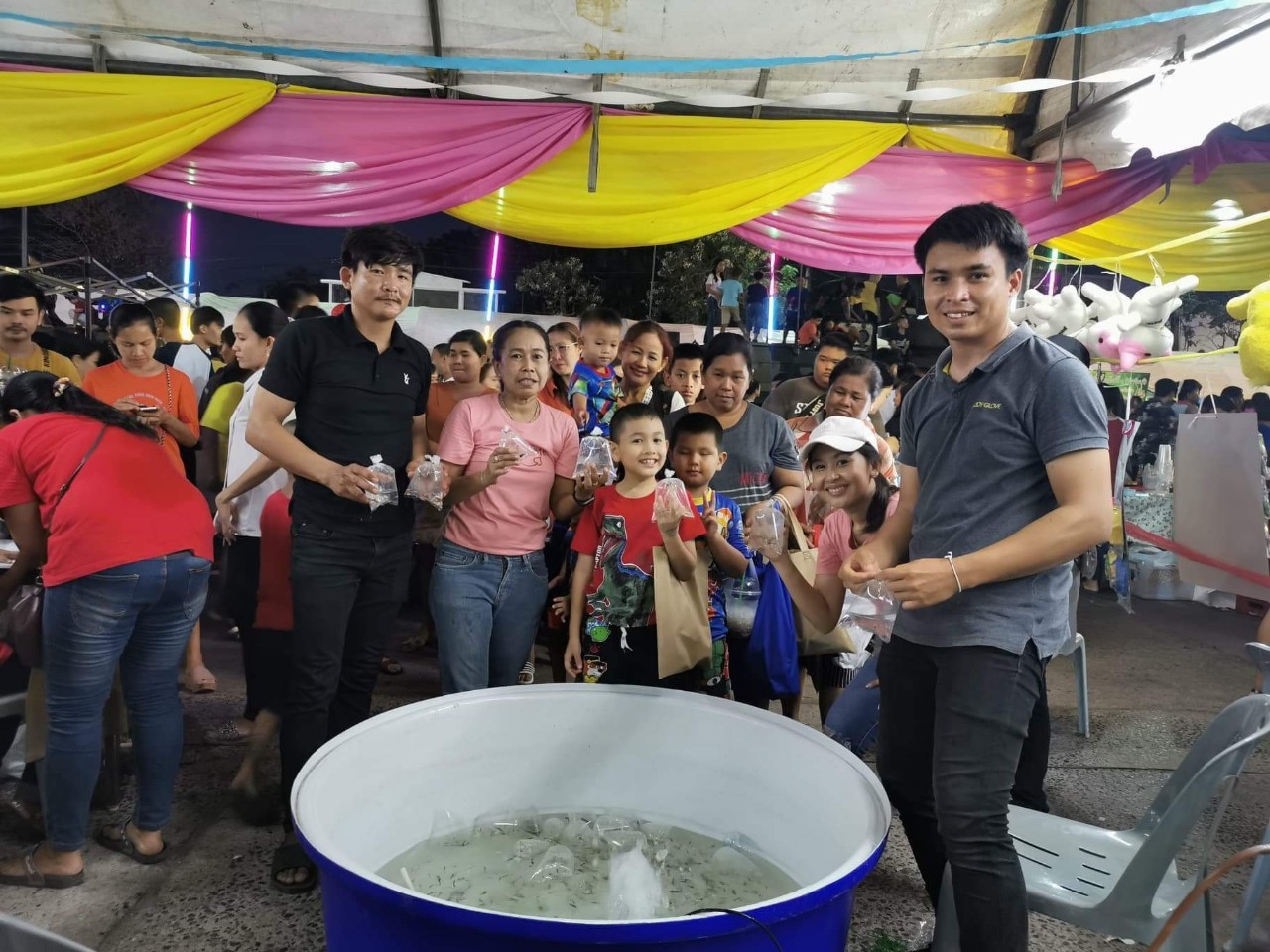 ร่วมกิจกรรมการจัดงานฉลองวันเด็กแห่งชาติจังหวัดปราจีนบุรี ประจำปี ๒๕๖๓ ณ บริเวณลานพระบรมราชานุสาวรีย์ รัชกาลที่ 5 (หน้าสำนักงานองค์การบริหารส่วนจังหวัดปราจีนบุรี)..คลิก
