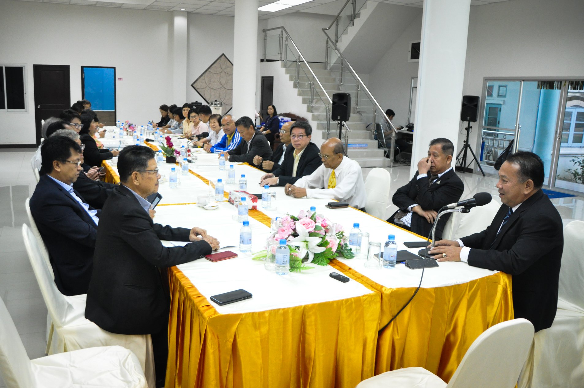 นายมีศักดิ์ ภักดีคง อธิบดีกรมประมง เป็นประธานการประชุมหารืองานด้านการประมง..คลิก