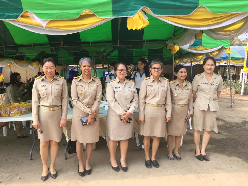 ลงพื้นที่ติดตามการดำเนินงานโครงการอันเนื่องมาจาก พระราชดำริ..คลิก