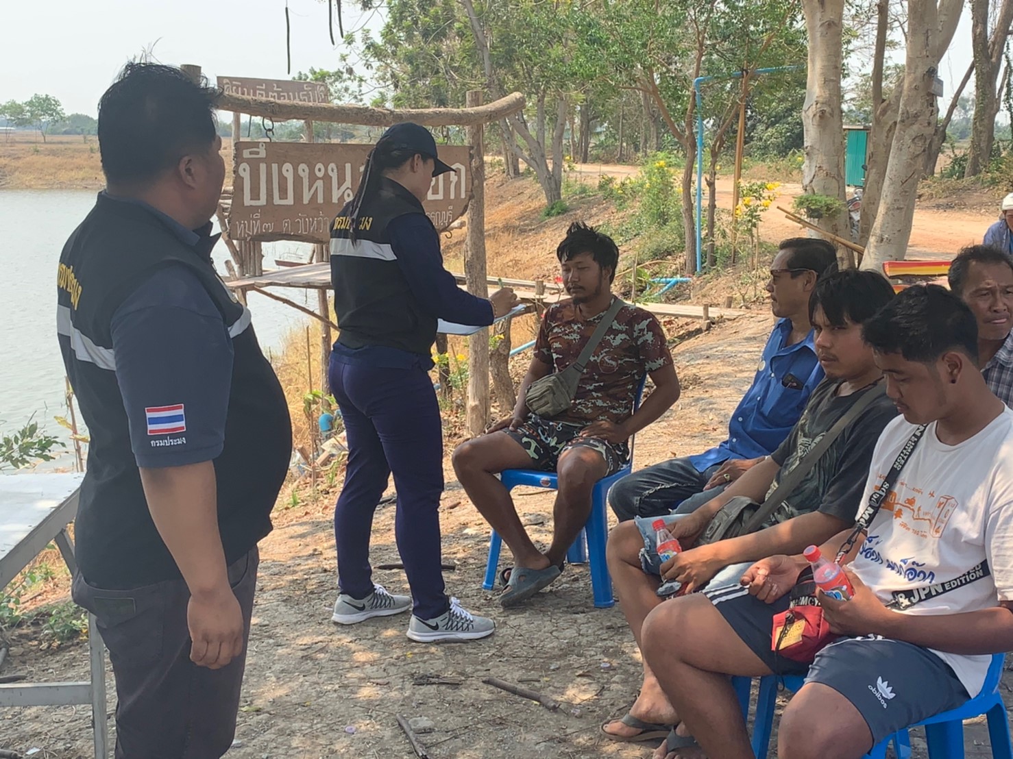 กลุ่มบริหารจัดการด้านการประมง ลงพื้นที่สำรวจสถิติแหล่งน้ำธรรมชาติ และตรวจสอบฟาร์มจระเข้ ในอำเภอศรีประจันต์..คลิก