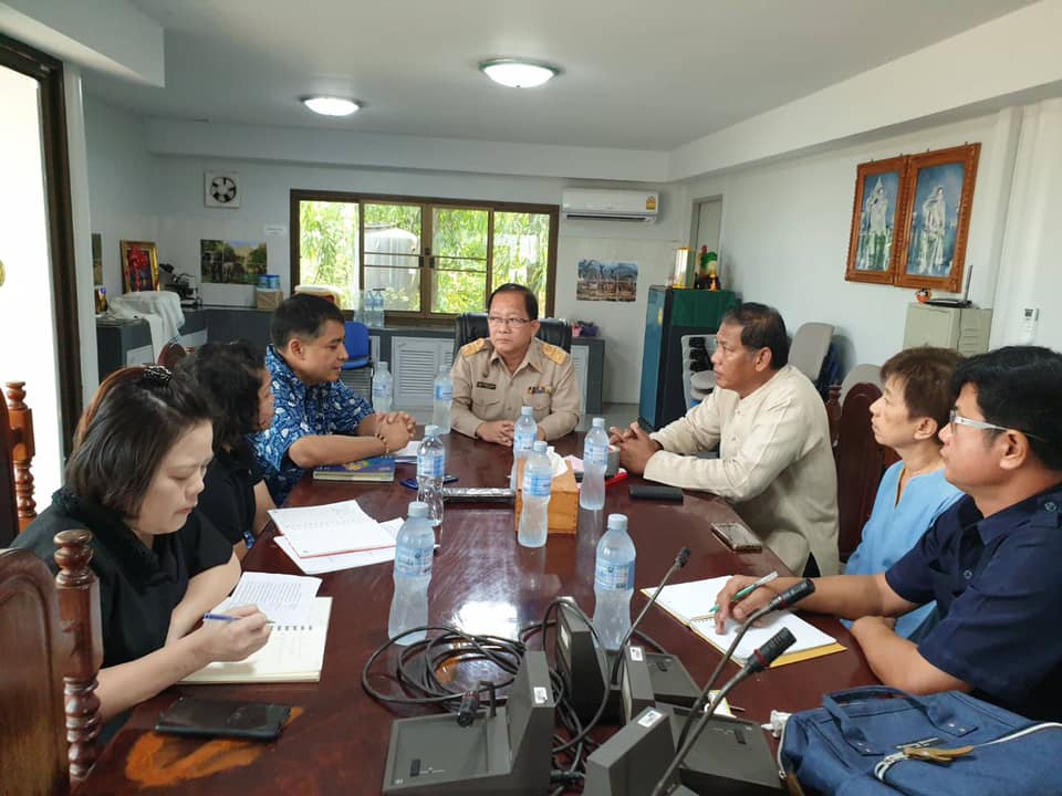 ลงพื้นที่เพื่อเข้าประสานการเก็บข้อมูลกับนายกสมาคมเพาะเลี้ยงสัตว์น้ำไทยในการศึกษาเรื่องความปลอดภัยของกุ้งก้ามกรามในการปนเปื้อนของโลหะหนักในกุ้งก้ามกรามจังหวัดราชบุรี..คลิก