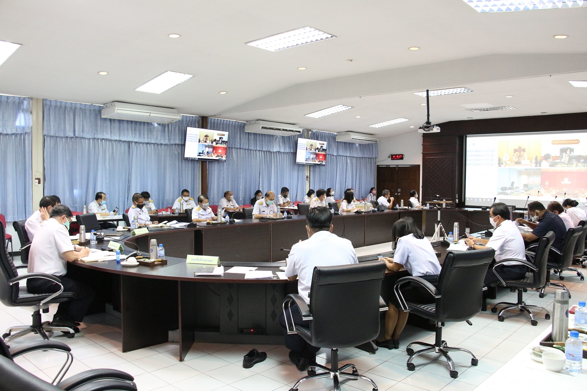 Video Conference ศูนย์ประสานการปฏิบัติภายใต้สถานการณ์การแพร่ระบาดของโรคติดเชื้อไวรัสโคโรนา 2019..คลิก