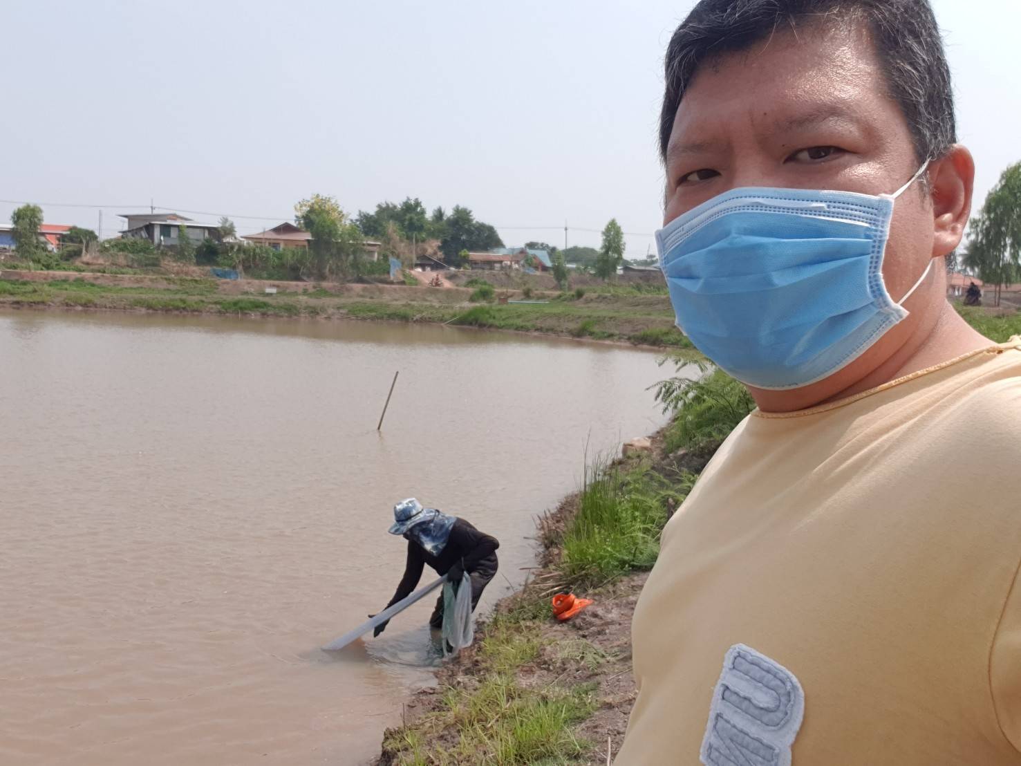 ประมงอำเภอดอนมดแดง พร้อมด้วยเจ้าหน้าที่ศูนย์วิจัยและพัฒนาประมงน้ำจืดเขต 4 (อุบลราชธานี) ร่วมกับคณะกรรมการแหล่งน้ำชุมชนหนองตรงใจ ดำเนินการเก็บข้อมูลการเจริญเติบโตของกุ้งก้ามกรามเพื่อประเมินผลผลิตและผลตอบแทนของการปล่อยกุ้งก้ามกราม..คลิก