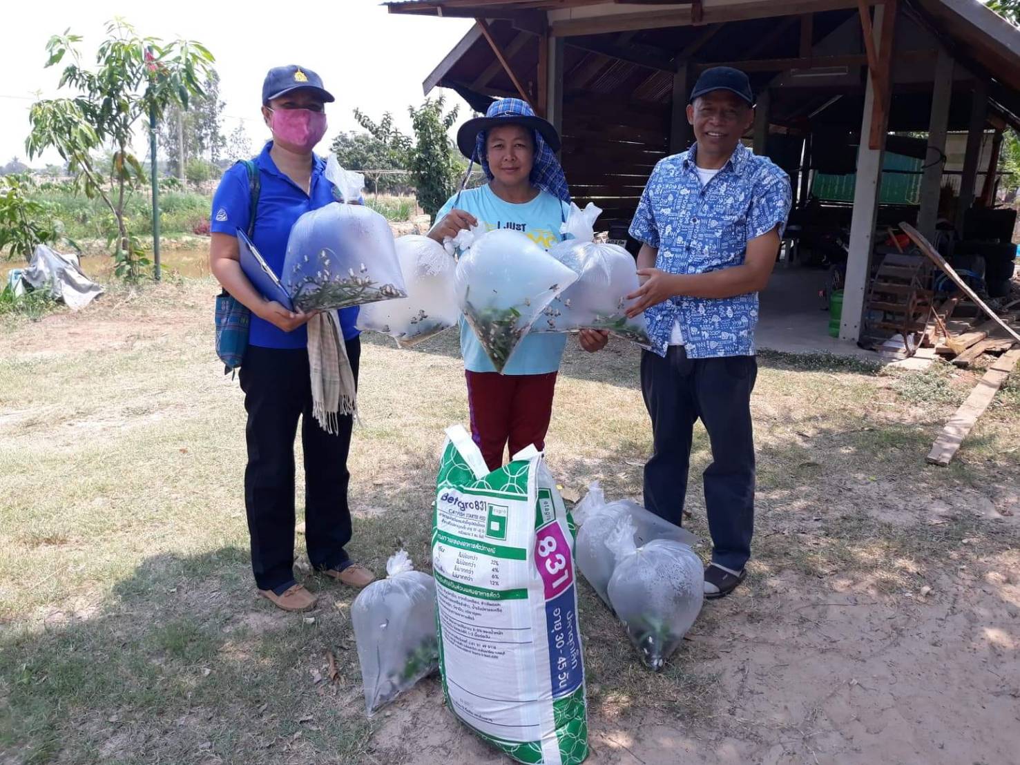 ออกติดตาม เยี่ยมเยือน ศพก.หลัก และ ศพก.เครือข่ายด้านการประมงรายเก่าปี 60-62 จำนวน 5 ศูนย์ ในพื้นที่อ.หัวตะพาน จ.อำนาจเจริญ..คลิก