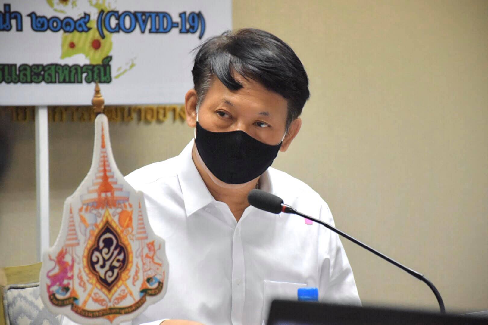 นายบุญส่ง ศรีเจริญธรรม ผู้เชี่ยวชาญด้านการจัดการประมง เป็นประธานการประชุมคณะทำงานพิจารณาการขึ้นทะเบียนวัตถุอันตรายที่ใช้ในการเพาะเลี้ยงสัตว์น้ำครั้งที่ 181 (4/2563)..คลิก