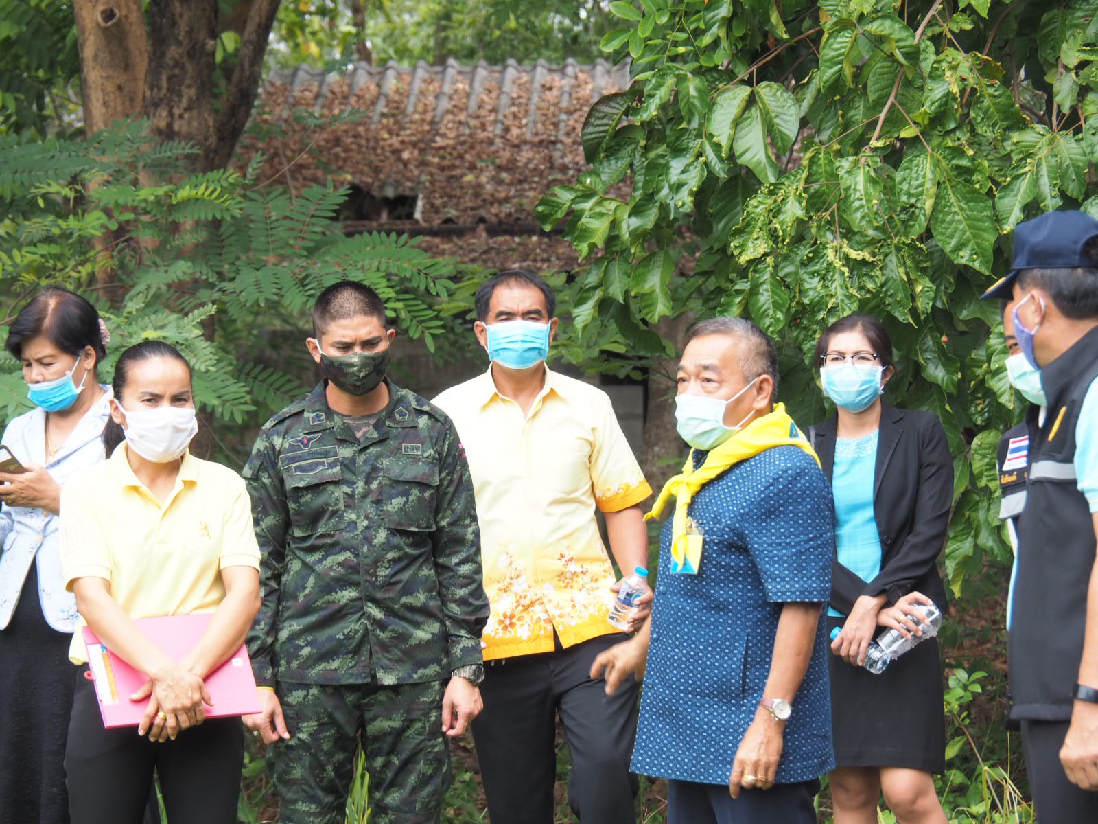 หัวหน้ากลุ่มพัฒนาและส่งเสริมอาชีพการประมงประมงอำเภอเขื่องใน เข้าร่วมประชุมตรวจติดตามการดำเนินงานโครงการศูนย์ส่งเสริมศิลปาชีพฯ บ้านยางน้อย ตำบลก่อเอ้ อำเภอเขื่องใน จังหวัดอุบลราชธานี..คลิก