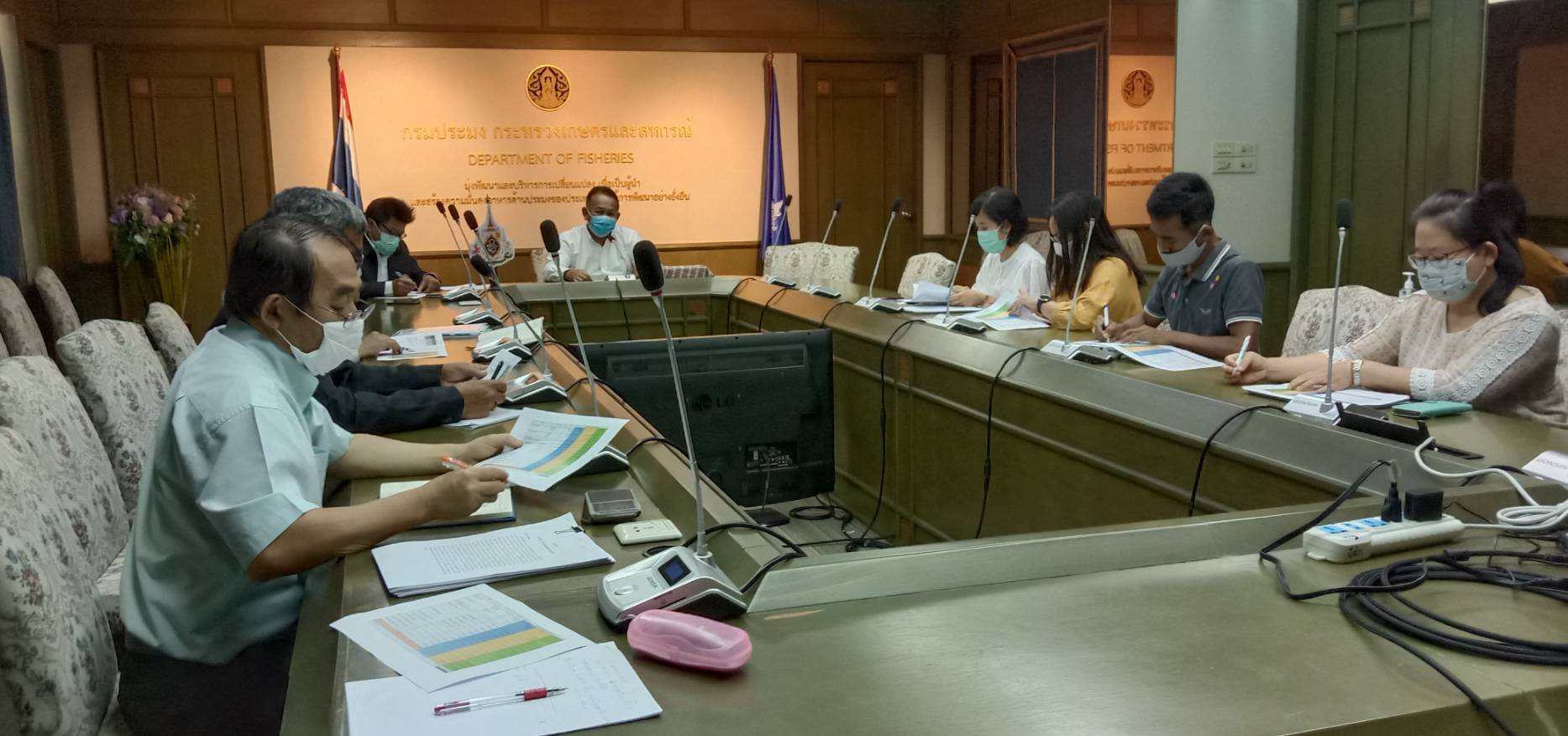 ประชุมการจัดทำฐานข้อมูลทะเบียน ทบ.1-3 เพื่อเตรียมความพร้อมรับสถานการณ์การเกิดโรคระบาด โควิค-19..คลิก