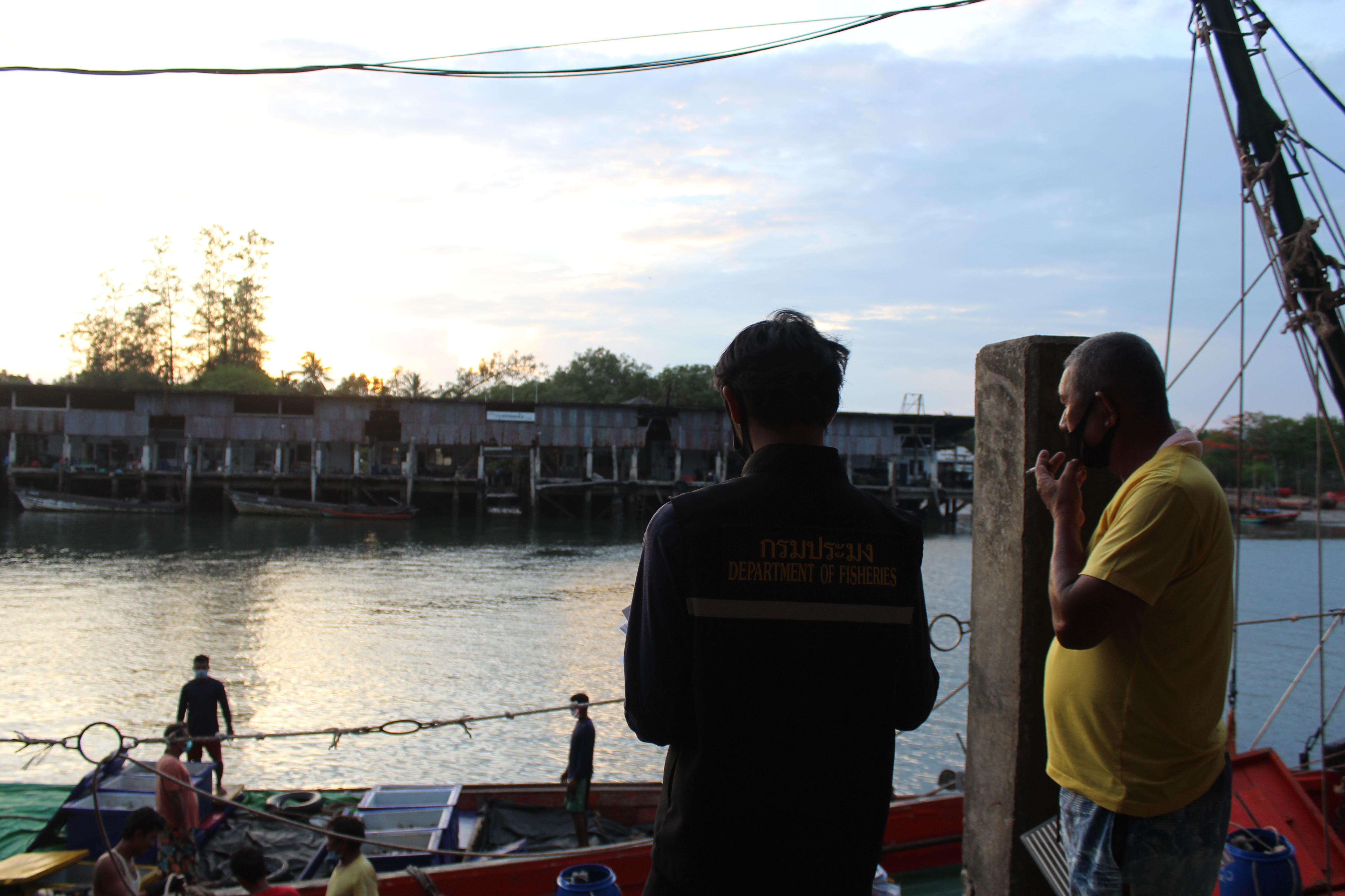 ตรวจสอบเรือและสินค้านำเข้าจากประเทศ MYANMAR..คลิก