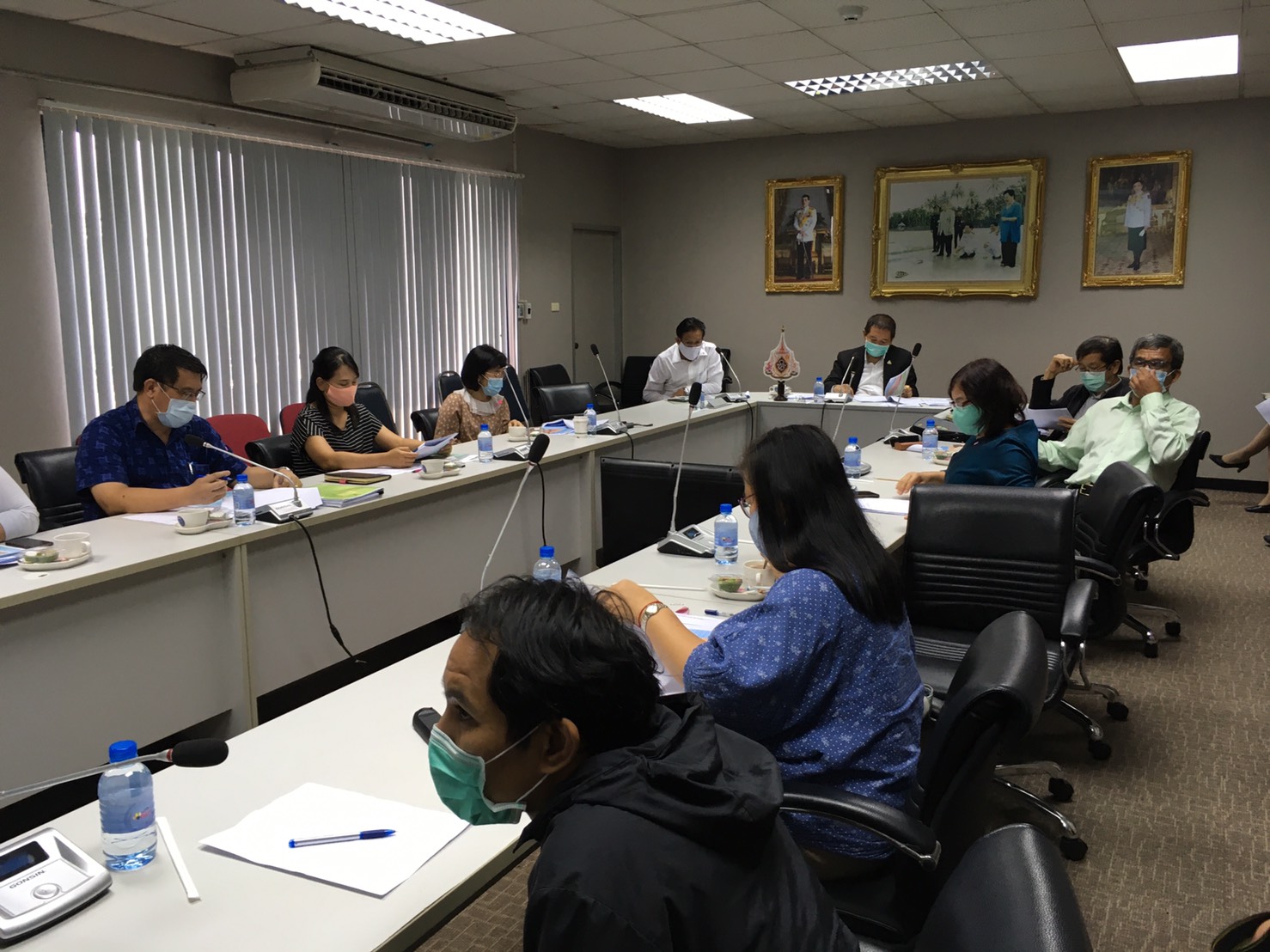 รองอธิบดี(นายบัญชา สุขแก้ว) มอบให้คณะผู้ตรวจราชการกรม กตร. กบม. ศทส. ประชุม Video conference..คลิก