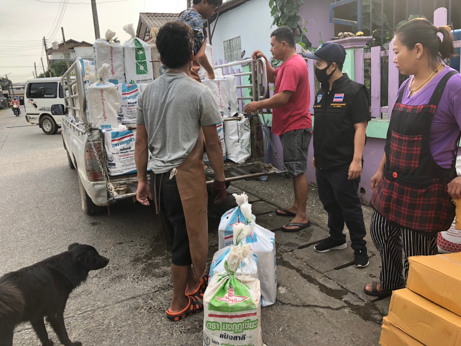 ตรวจสอบสินค้าสัตว์น้ำส่งออกไปยังสาธารณรัฐแห่งสหภาพเมียนมา ณ จุดผ่านแดนถาวรสะพานข้ามแม่น้ำสายแห่งที่ 2 อำเภอแม่สาย จังหวัดเชียงราย..คลิก