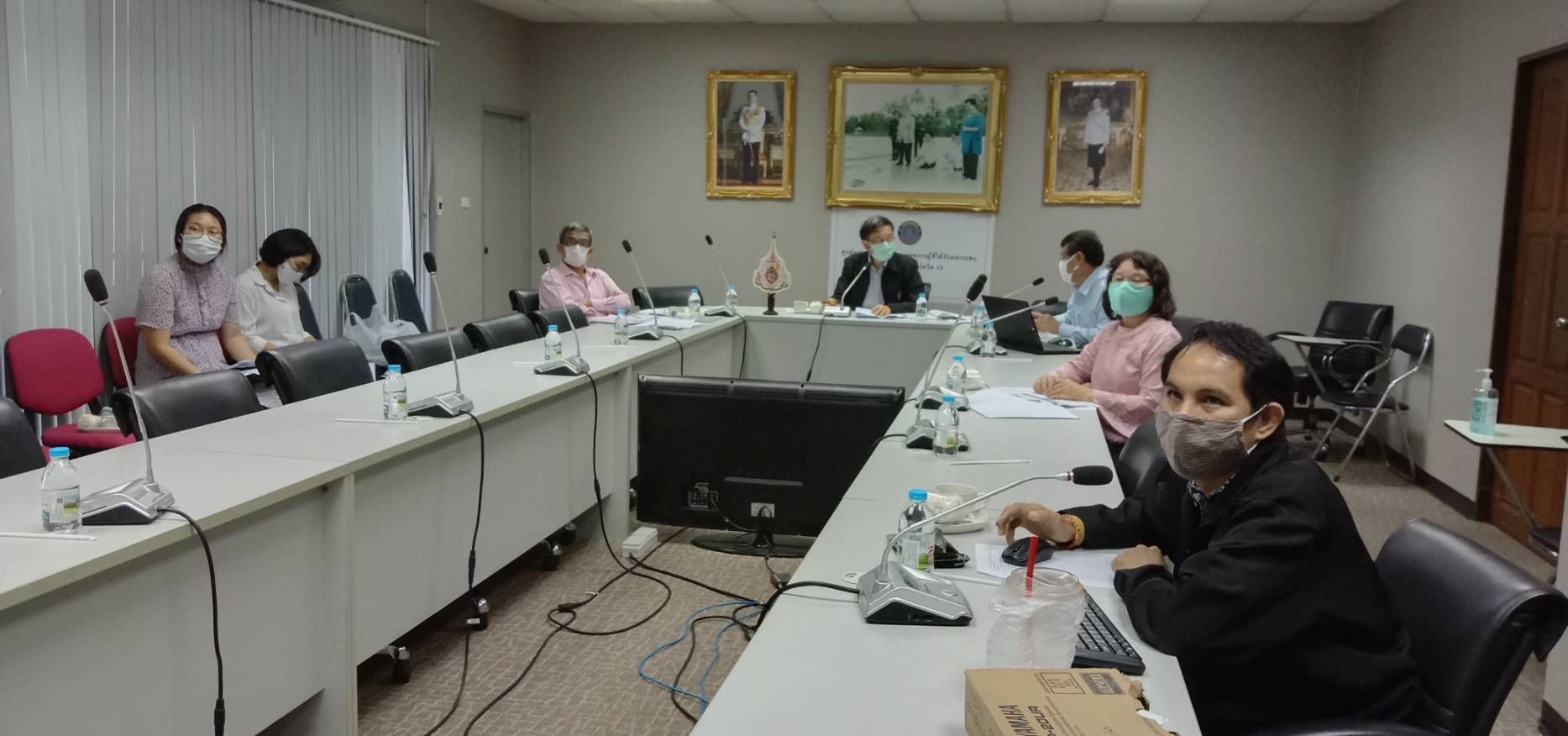 ประชุมผ่านระบบ video conference การขับเคลื่อนโครงการสร้างรายได้จากอาชีพประมงในแหล่งน้ำชุมชน..คลิก