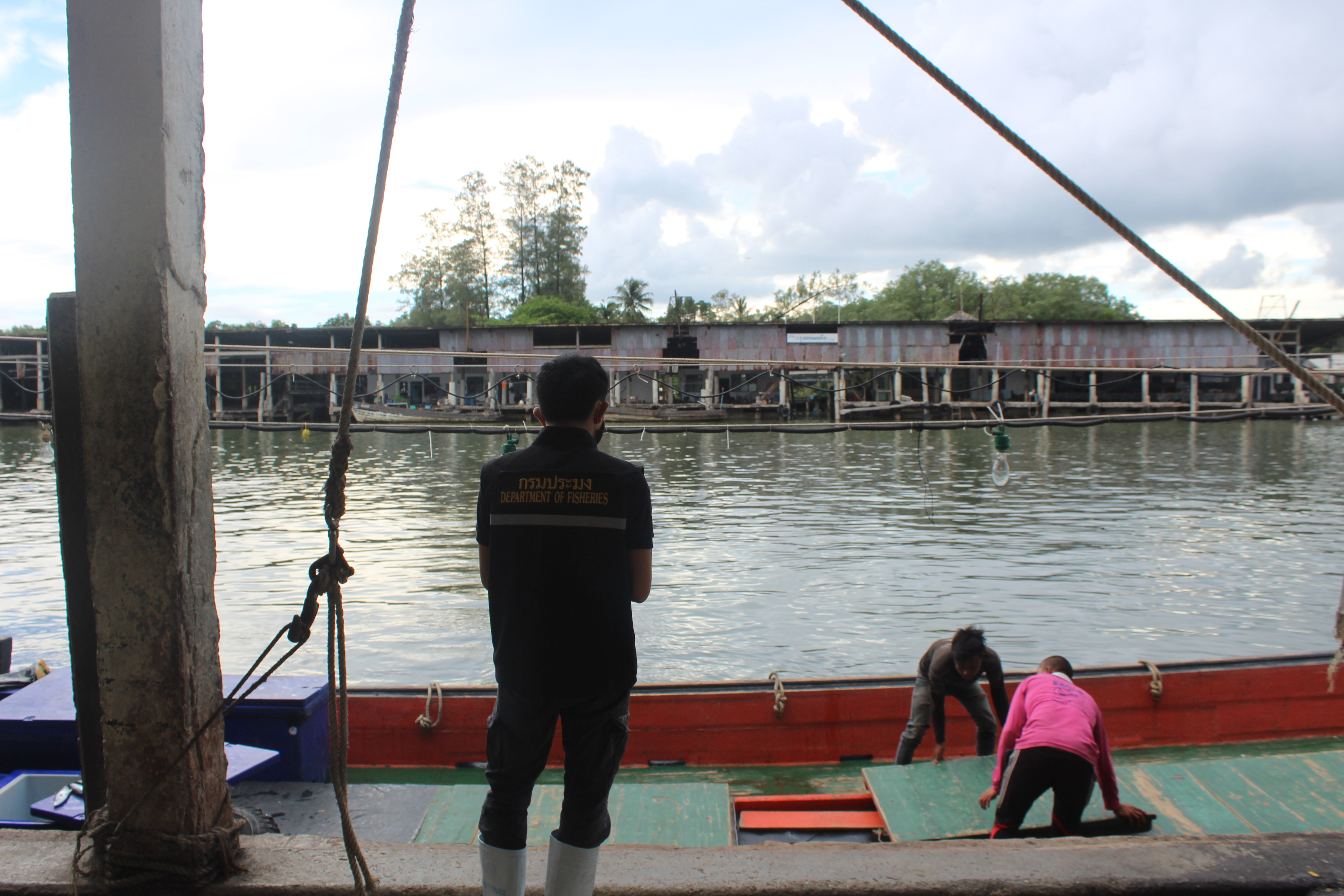 ตรวจสอบเรือและสินค้านำเข้าจากประเทศ MYANMAR..คลิก