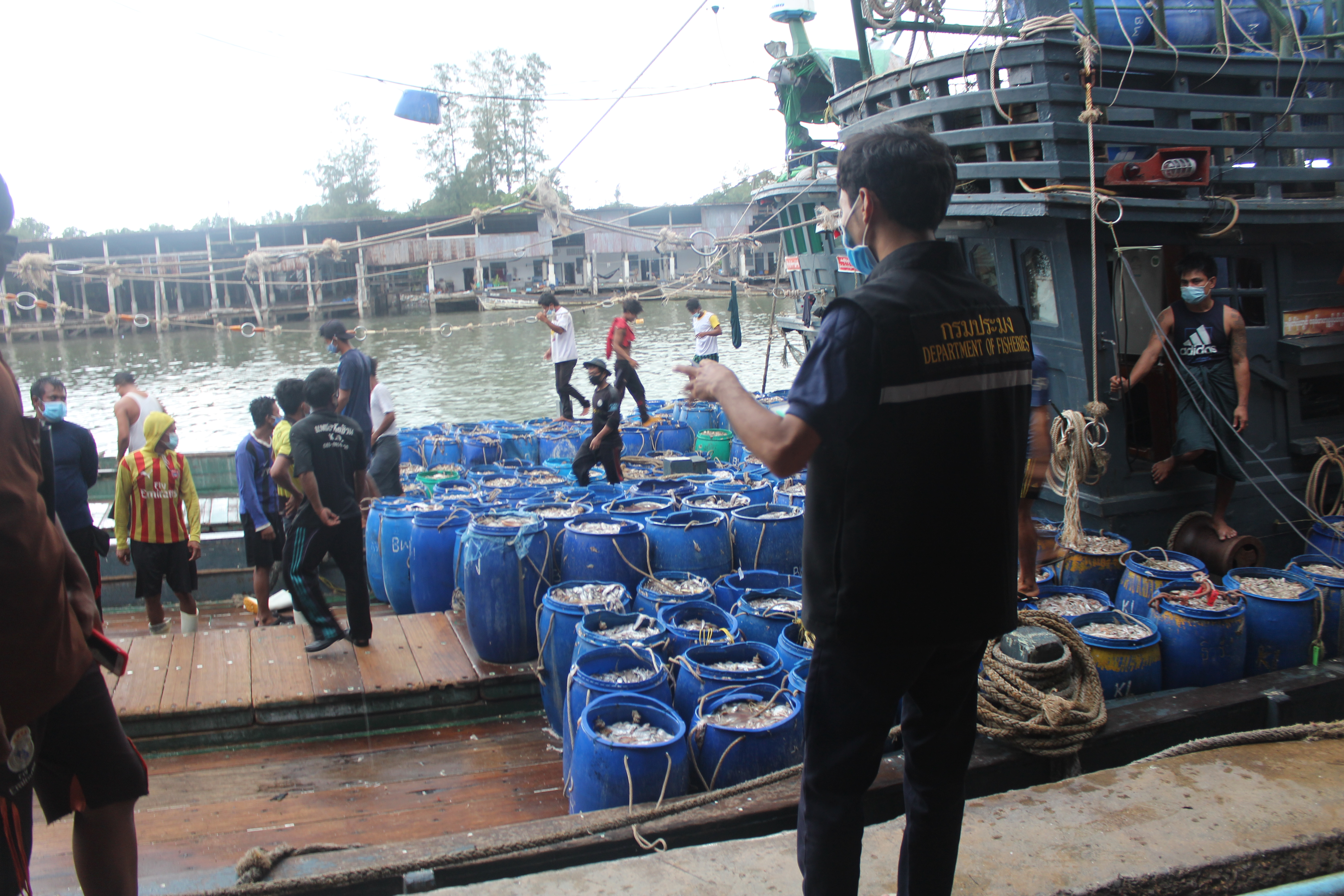 ตรวจสอบเรือและสินค้านำเข้าจากประเทศ MYANMAR..คลิก