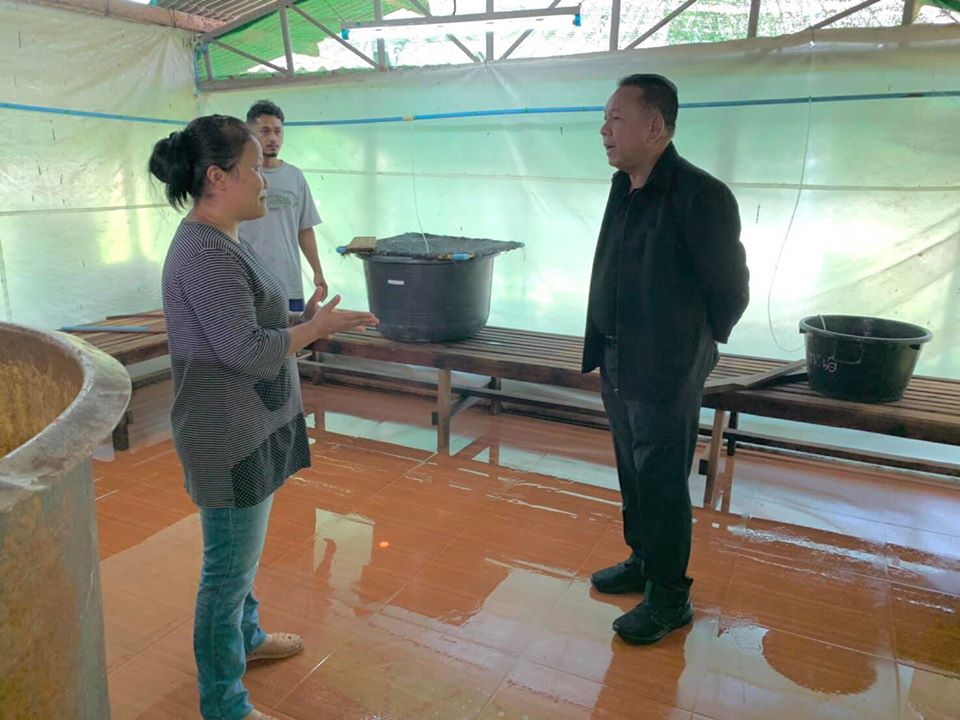 อธิบดีกรมประมง และคณะลงพื้นที่พบปะพูดคุยสร้างขวัญกำลังใจให้แก่เจ้าหน้าที่ศูนย์วิจัยและพัฒนาการเพาะเลี้ยงสัตว์น้ำชายฝั่งเขต 3 (สุราษฎร์ธานี)..คลิก