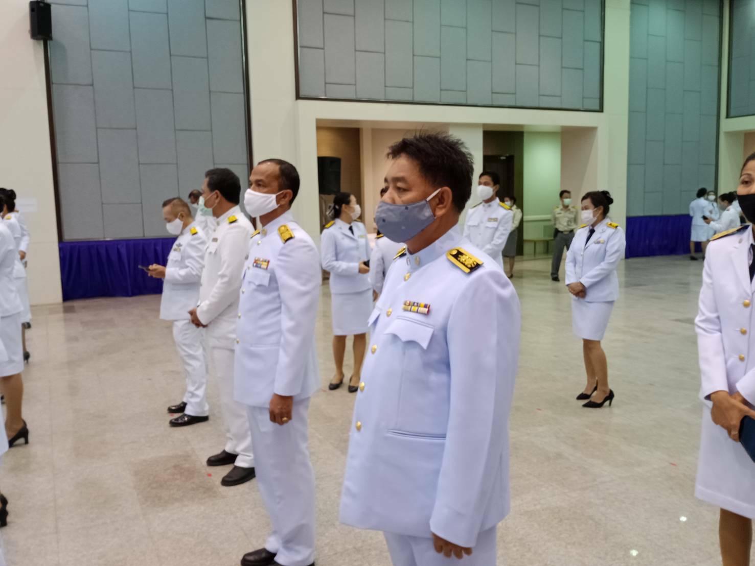 “ทรงพระเจริญ”..คลิก