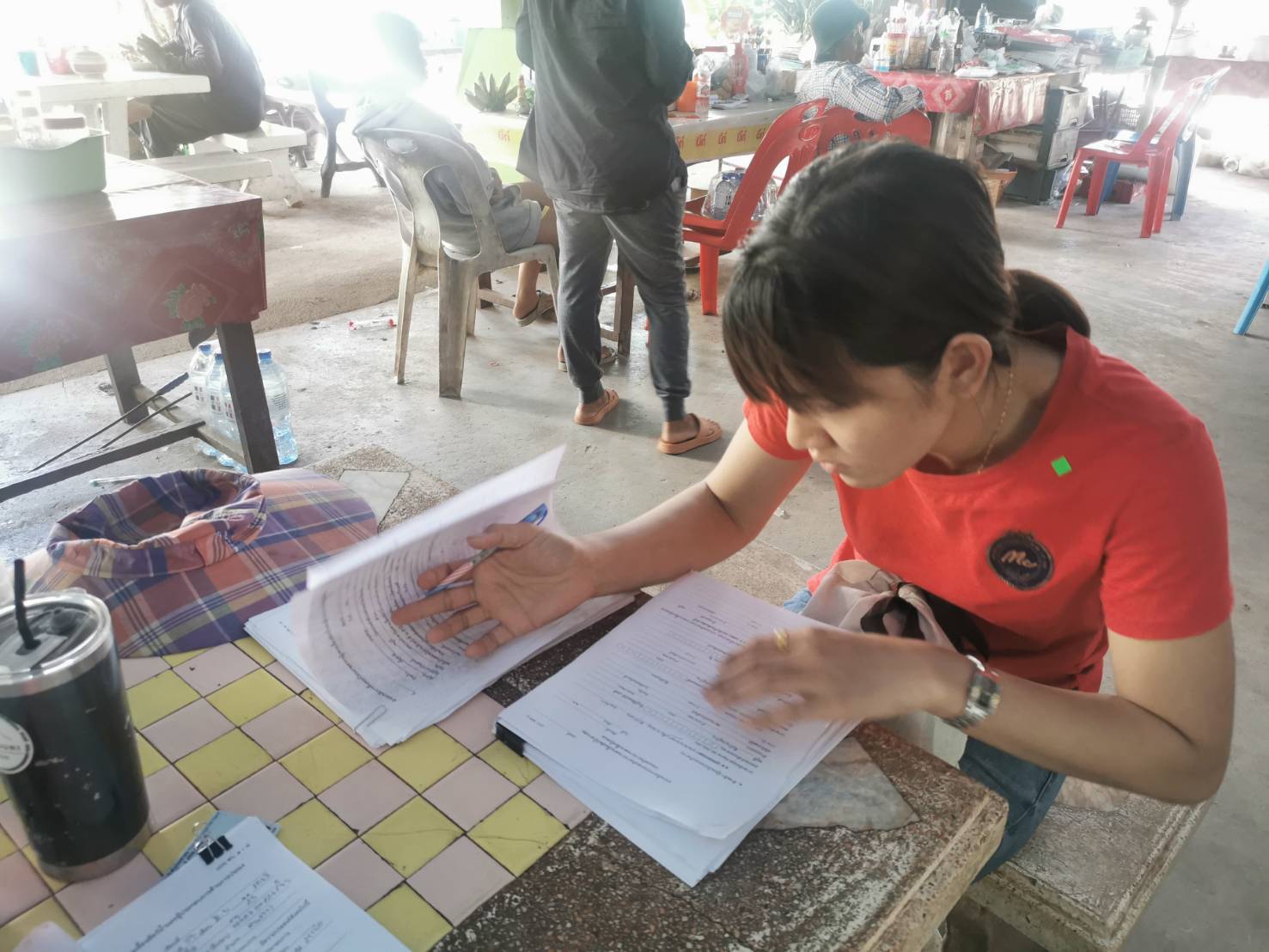 ลงพื้นที่เพื่อติดตามเกษตรกรที่ไม่ได้จดแจ้งประกอบกิจการการเพาะเลี้ยงกุ้งทะเล ตามที่กฎหมายกำหนด..คลิก