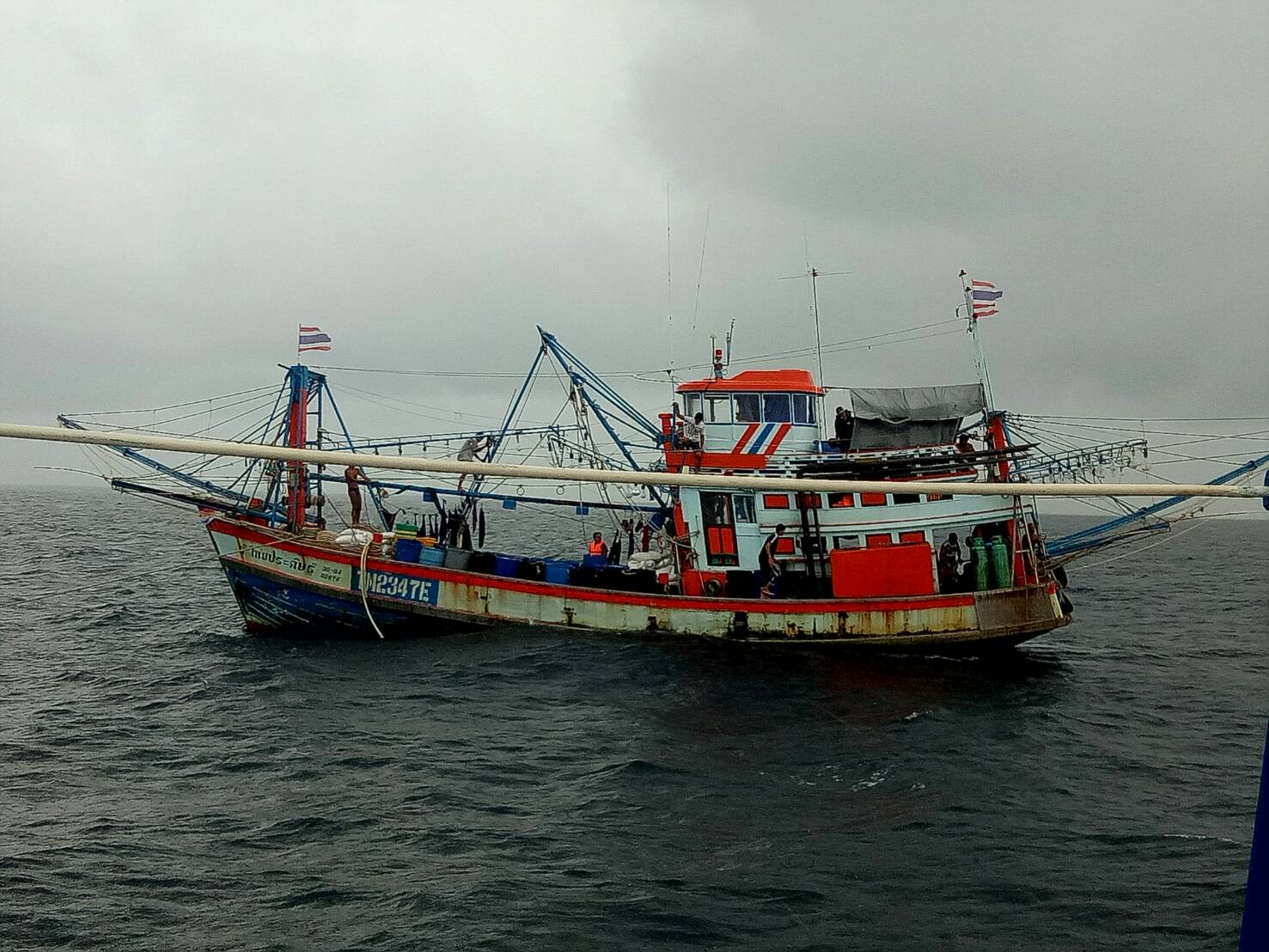 เรือตรวจฯ 701 ออกปฏิบัติงานบูรณาการตรวจร่วมเรือประมงเพื่อจัดการปัญหาแรงงานต่างด้าวและการค้ามนุษย์ด้านการประมง..คลิก