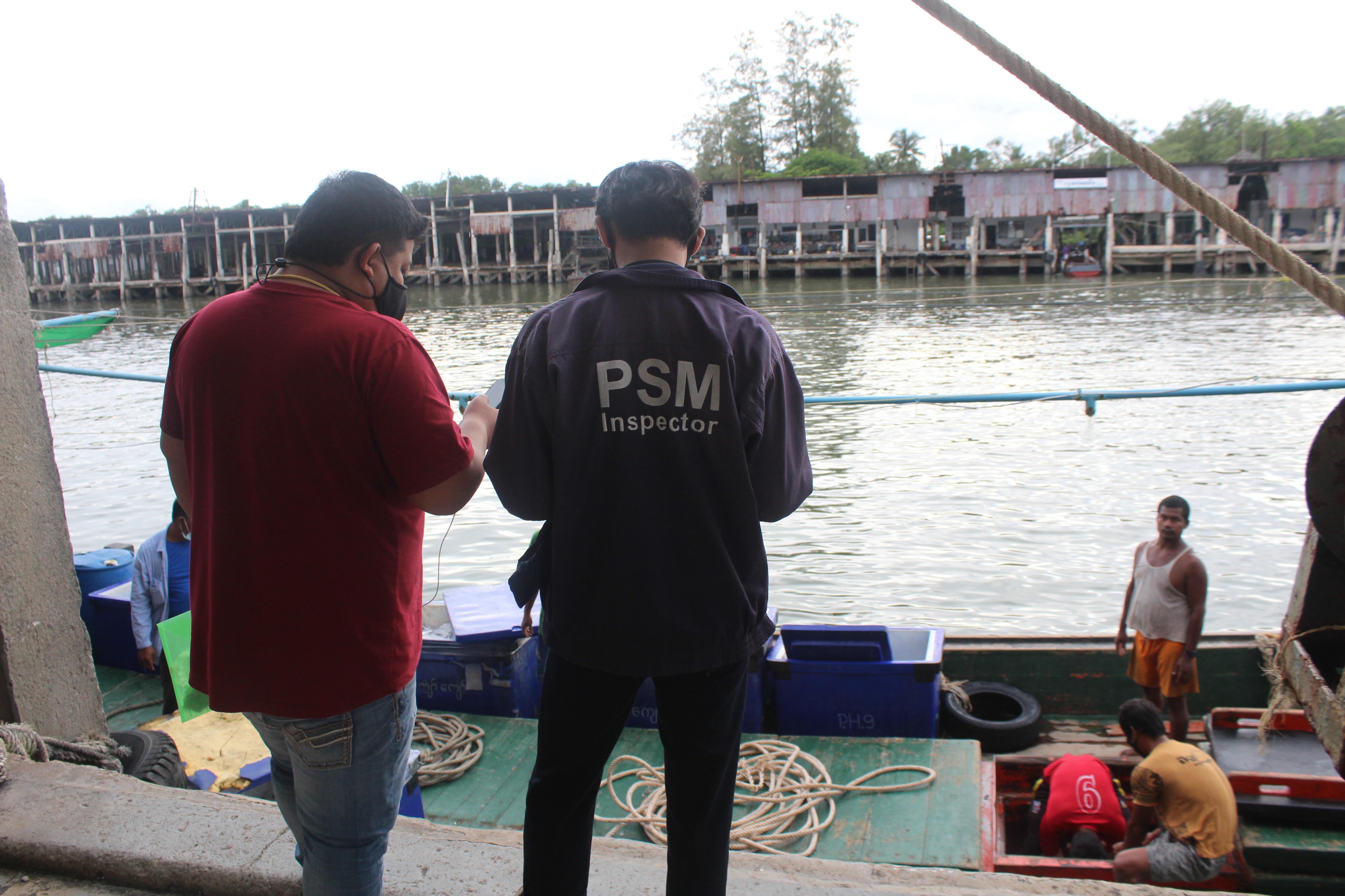 ตรวจสอบเรือและสินค้านำเข้าจากประเทศ MYANMAR..คลิก