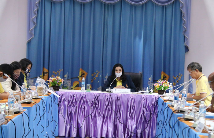 ประชุมติดตามผลการดำเนินงานศูนย์ฯ คุ้งกระเบน..คลิก