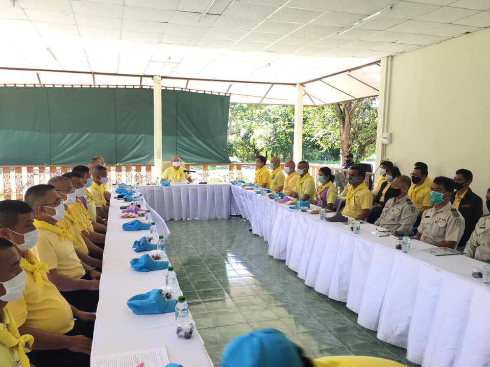 ร่วมต้อนรับคณะผู้บังคับบัญชาการกองกำลังจิตอาสาพระราชทาน ณ โครงการฟาร์มตัวอย่างบ้านบ่อหวี ในการติดตามการดำเนินงานโครงการเกษตรทฤษฏีใหม่ (ฟาร์มตัวอย่างต้านภัยโควิด -19)..คลิก