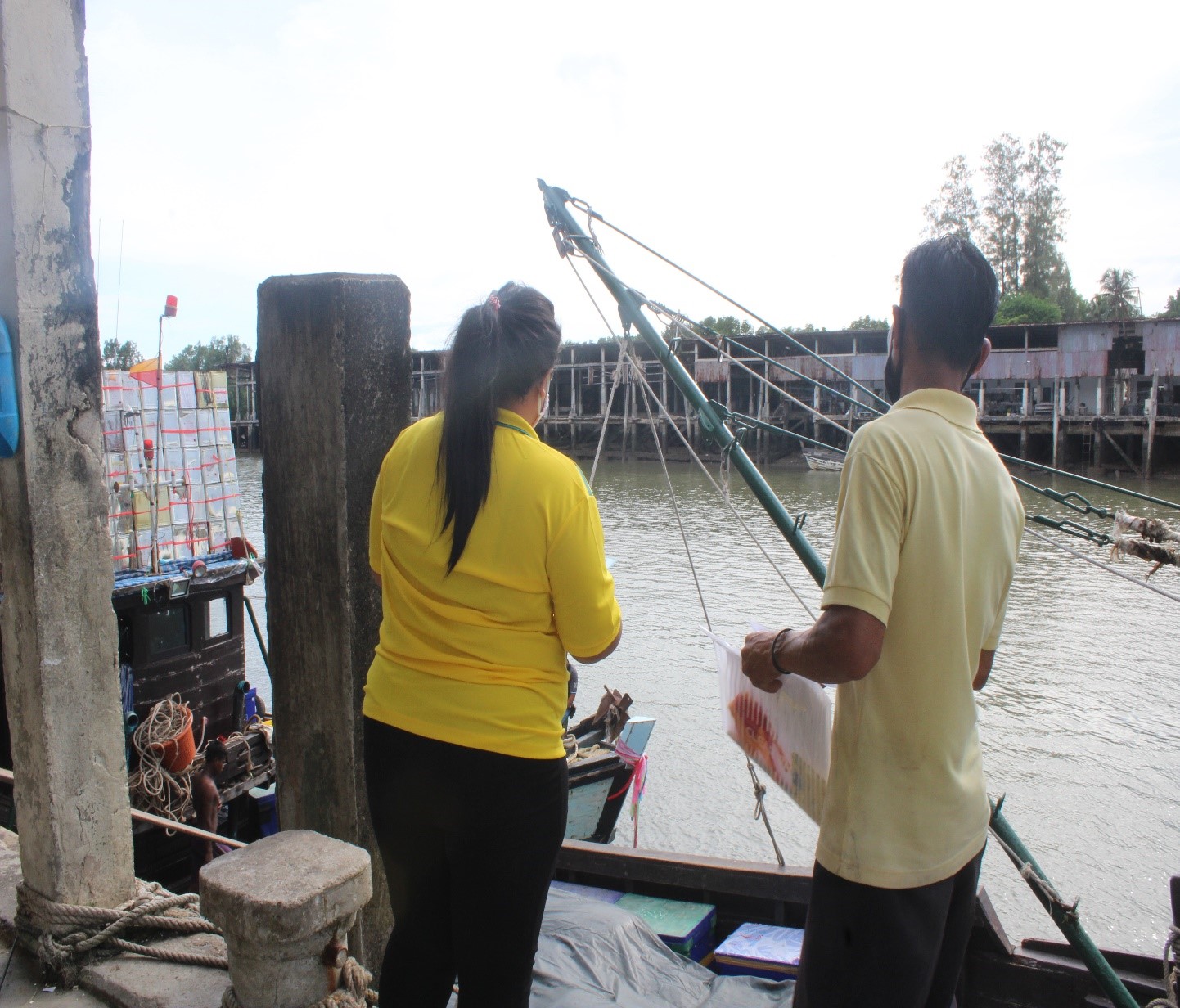 ตรวจสอบเรือและสินค้านำเข้าจากประเทศ MYANMAR..คลิก