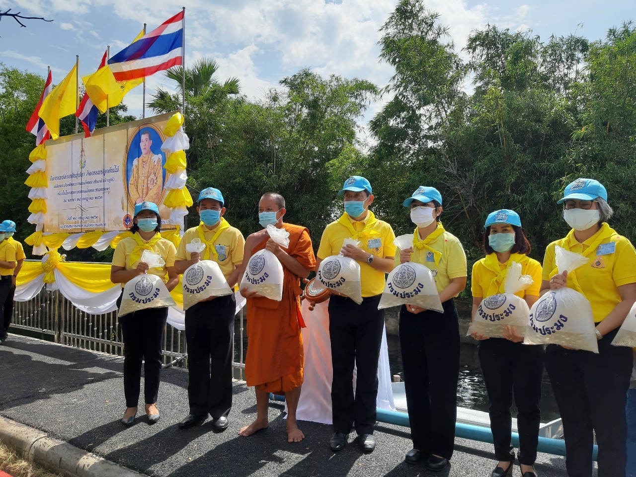(อ.บางใหญ่) โครงการเฉลิมพระเกียรติพระบาทสมเด็จพระวชิรเกล้าเจ้าอยู่หัว @เทศบาลเมืองบางแม่นาง อ.บางใหญ่ จ.นนทบุรี..คลิก