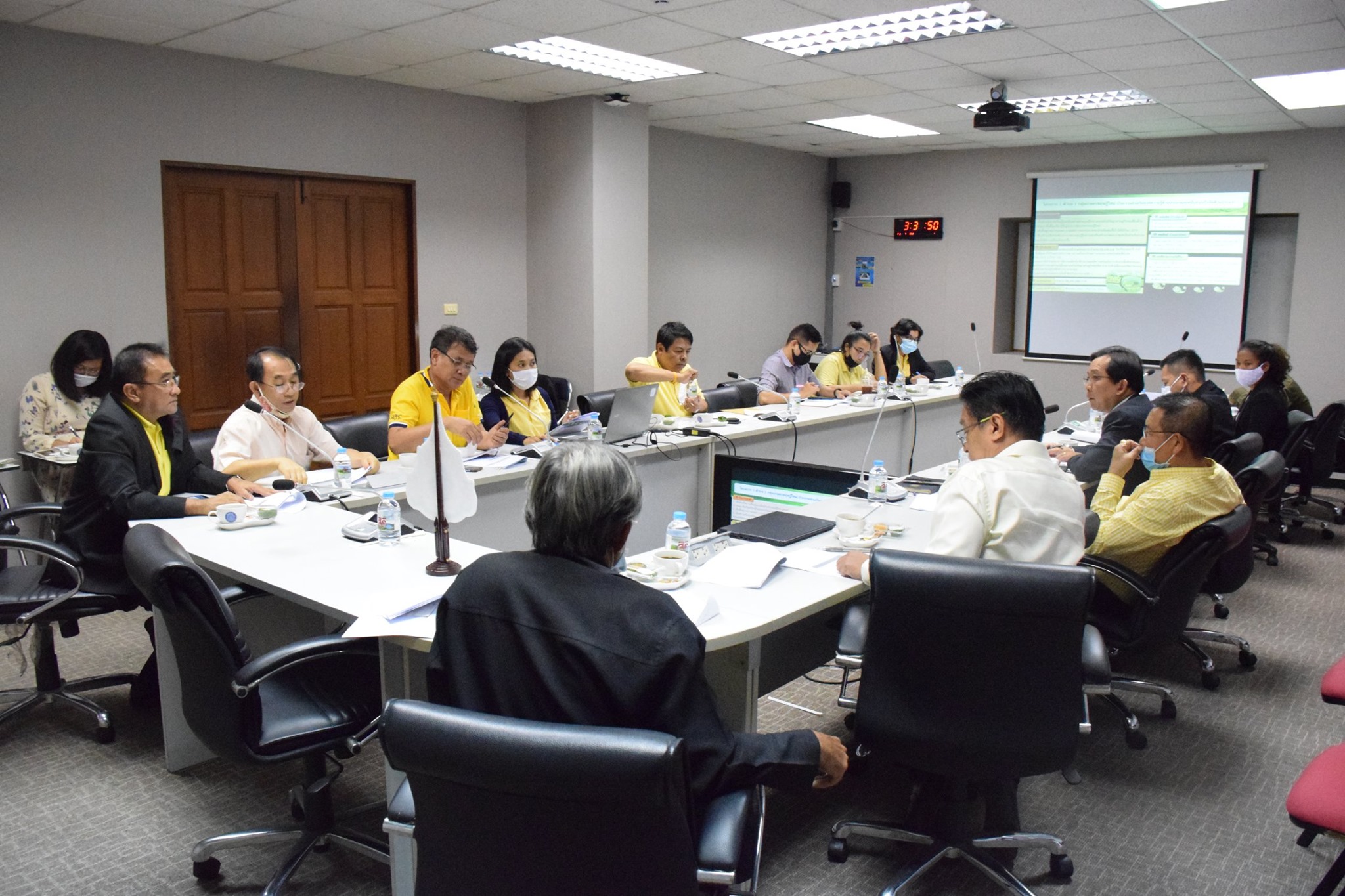 ร่วมการประชุมการขับเคลื่อนนโยบายกระทรวงเกษตรและสหกรณ์ โครงการ 1 ตำบล 1 กลุ่มเกษตรทฤษฎีใหม่..คลิก