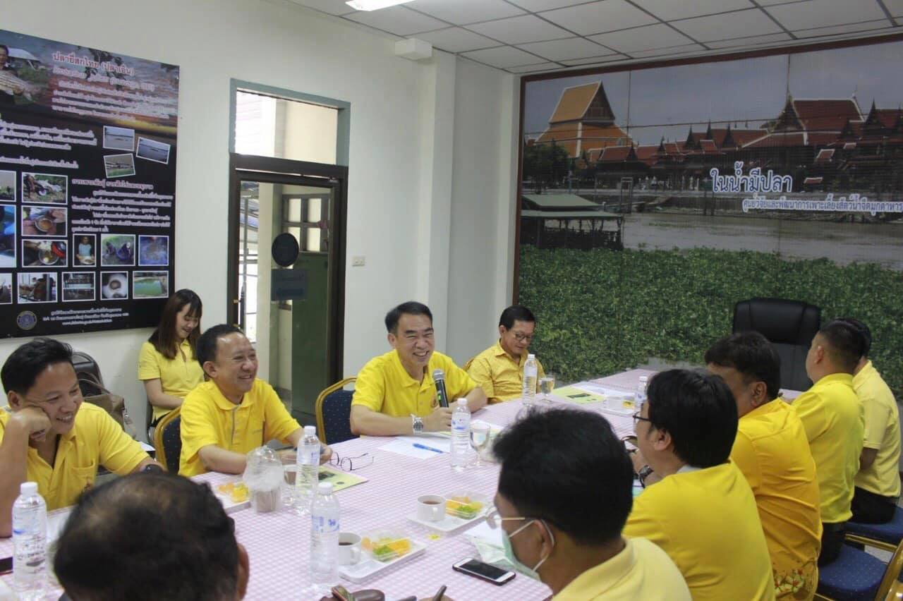 ดร.วิชาญ อิงศรีสว่าง รองอธิบดีกรมประมงรักษาการการศูนย์พัฒนาและบริการกสิกรรม-ป่าไม้หนองเต่าแขวงสะหวันนะเขต สปป.ลาว เป็นประธาน การประชุมคณะทำงานศูนย์ฯ เพื่อติดตามผลการดำเนินงานในช่วงสถานการณ์การแพร่ระบาดของเชื้อไวรัสโคโรนา 2019 (COVID-19) พร้อมทั้งประชุมการจัดทำแผนงานในปี 2564..คลิก