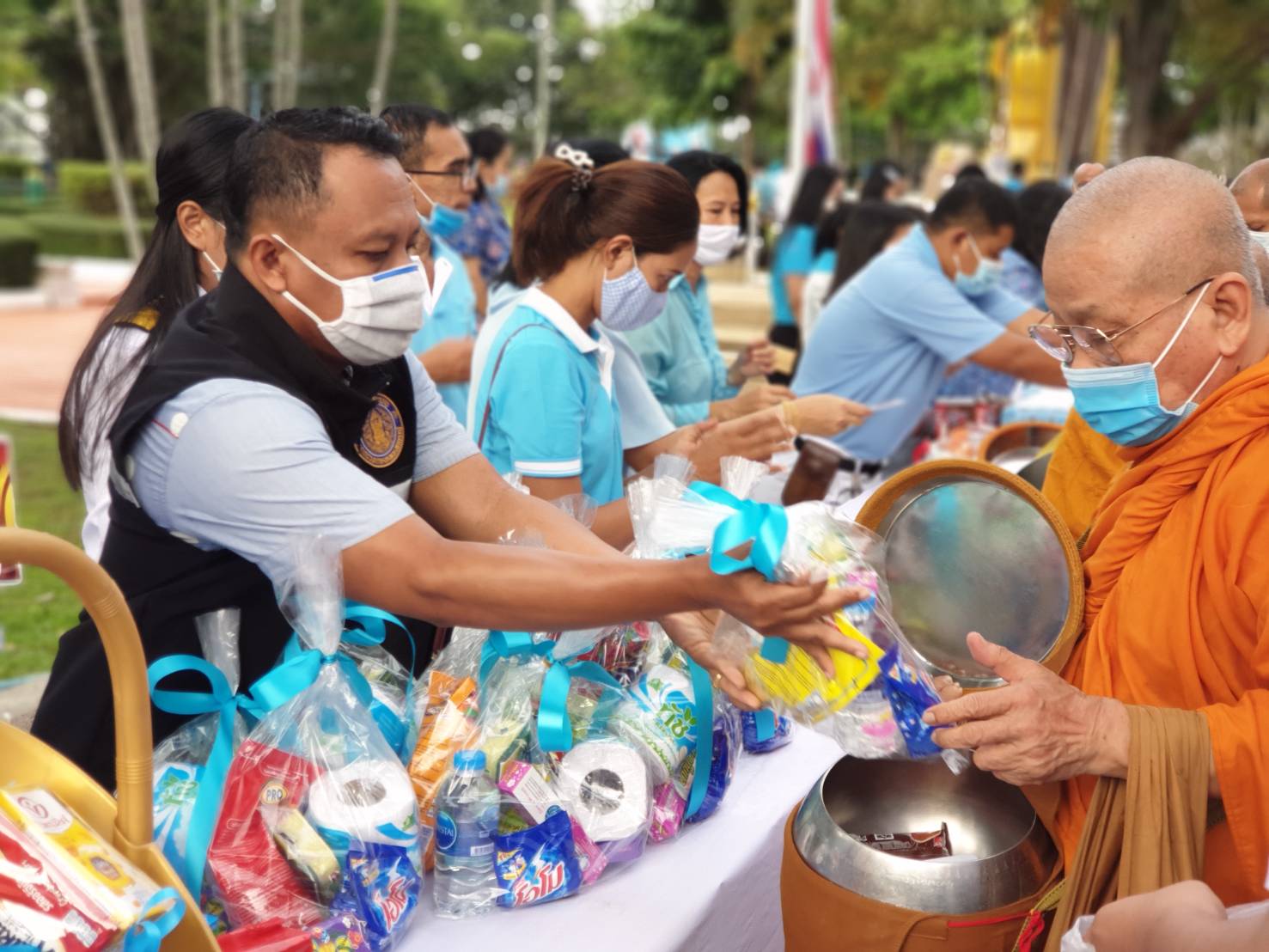เนื่องในโอกาสวันเฉลิมพระชนมพรรษา สมเด็จพระนางเจ้าสิริกิติ์ พระบรมราชินีนาถ พระบรมราชชนนีพันปีหลวง วันพุธที่ 12 สิงหาคม 2563..คลิก