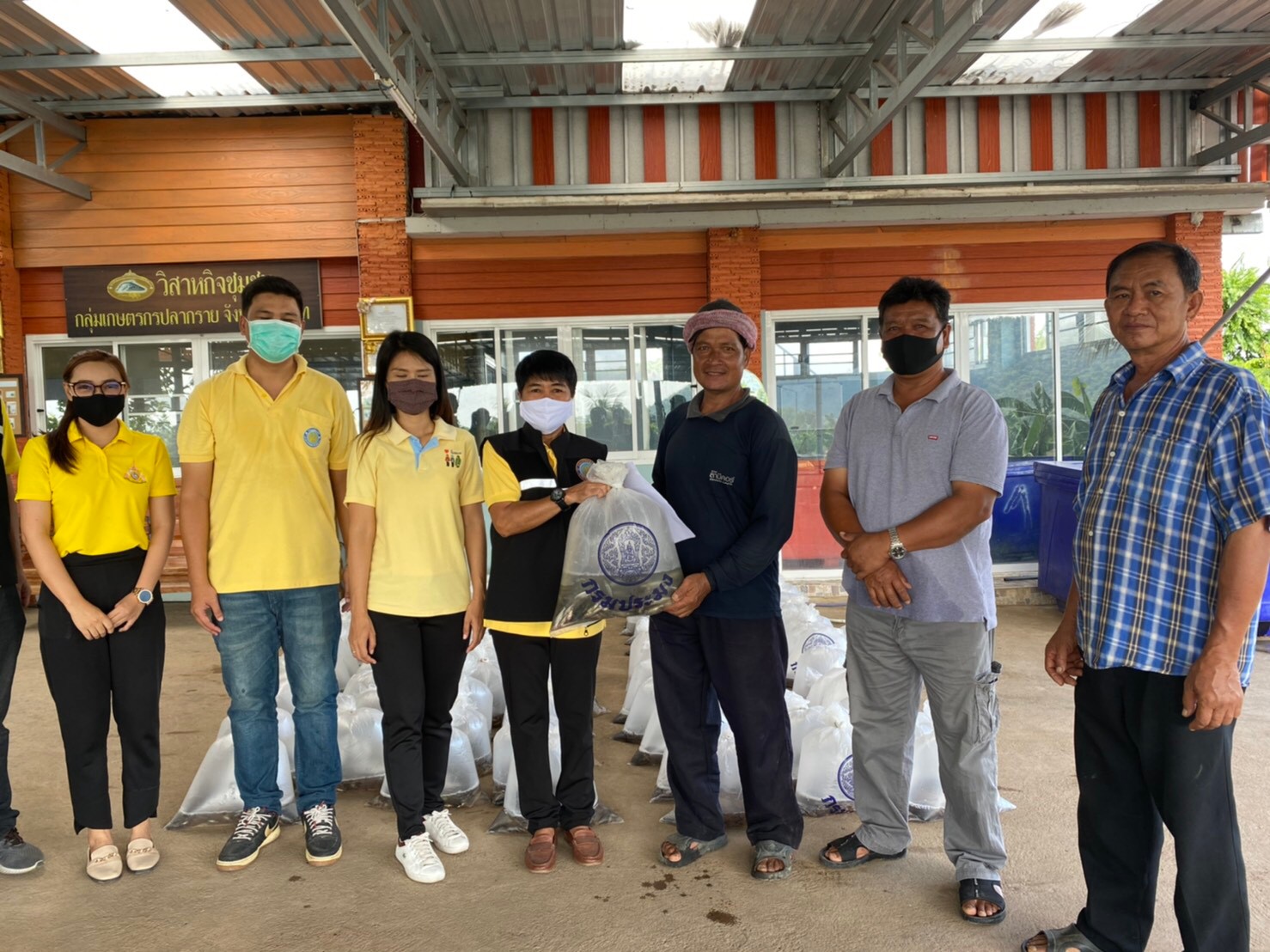 กิจกรรมโครงการระบบส่งเสริมเกษตรกรแปลงใหญ่(สัตว์น้ำจืด) ในจังหวัดชัยนาท..คลิก