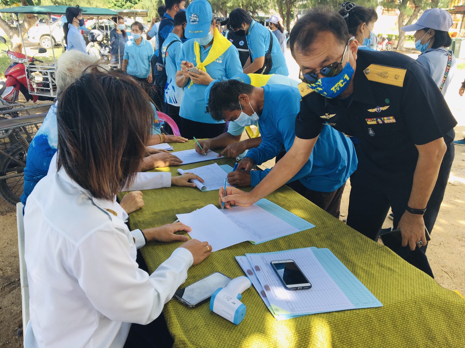 ศูนย์ป้องกันและปราบปรามประมงทะเล เขต 1 (ระยอง) ร่วมพิธีปล่อยพันธุ์สัตว์น้ำ เนื่องในวันเฉลิมพระชนมพรรษา สมเด็จพระนางเจ้าสิริกิติ์ พระบรมราชินีนาถ พระบรมราชชนนี พันปีหลวง..คลิก