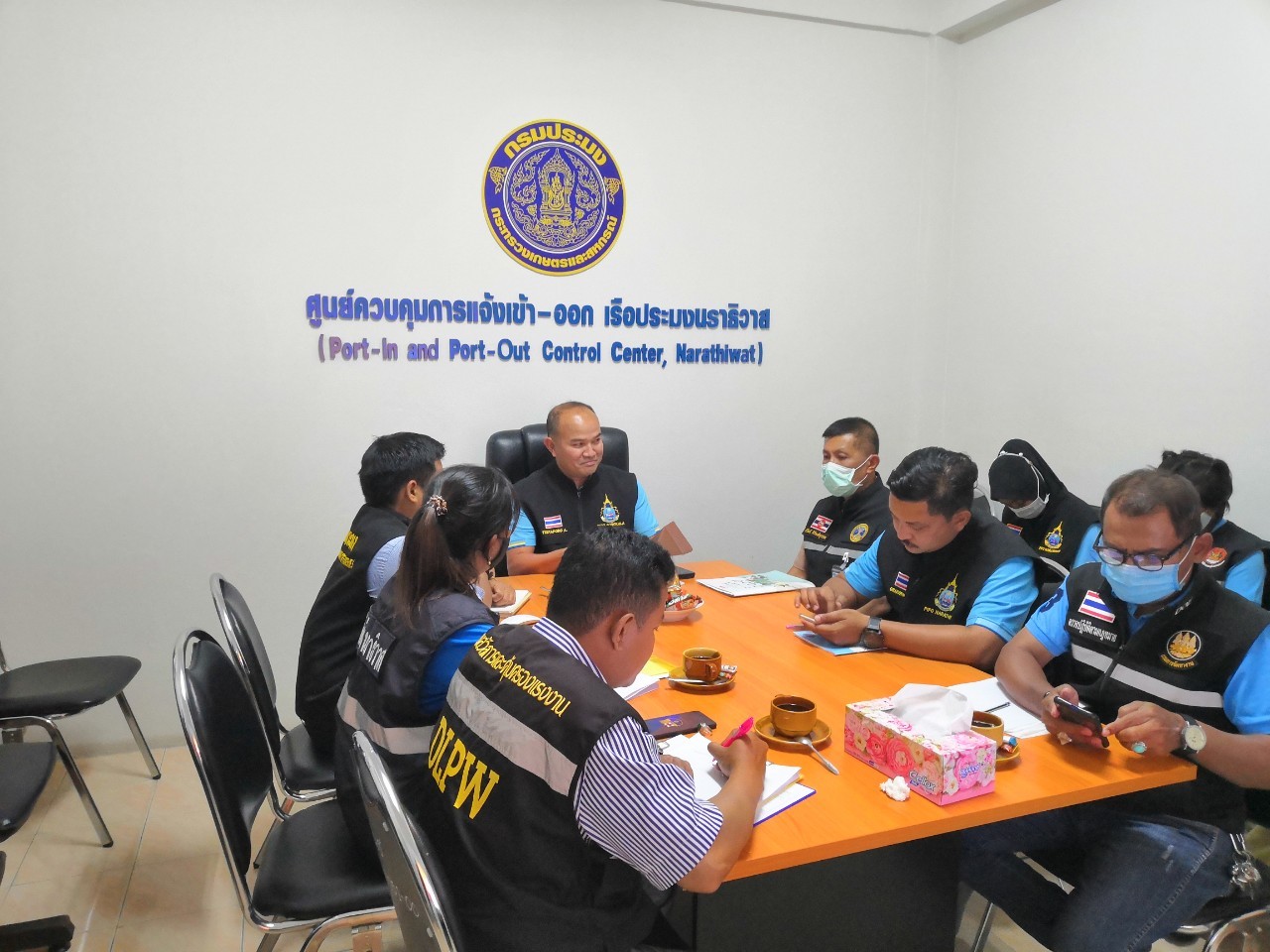 วันที่ 13 ส.ค. 63 นายธีระพงษ์ อภัยภักดี ผู้อำนวยการศูนย์ควบคุมการแจ้งเข้า-ออก เรือประมง เขต 2 (สงขลา)..คลิก