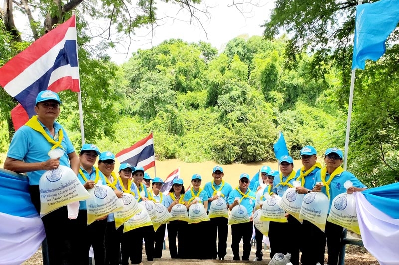 ปล่อยพันธุ์สัตว์น้ำ วันเฉลิมพระชนมพรรษา สมเด็จพระนางเจ้า พระบรมราชินีนาถ พระบรมราชชนนีพันปีหลวง..คลิก
