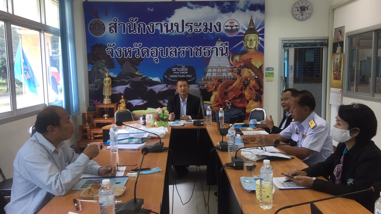 ร่วมต้อนรับ นายสุวิทย์ คชสิงห์ ผู้ตรวจราชการกรม  เขต 14 และร่วมประชุมคณะทำงาน..คลิก