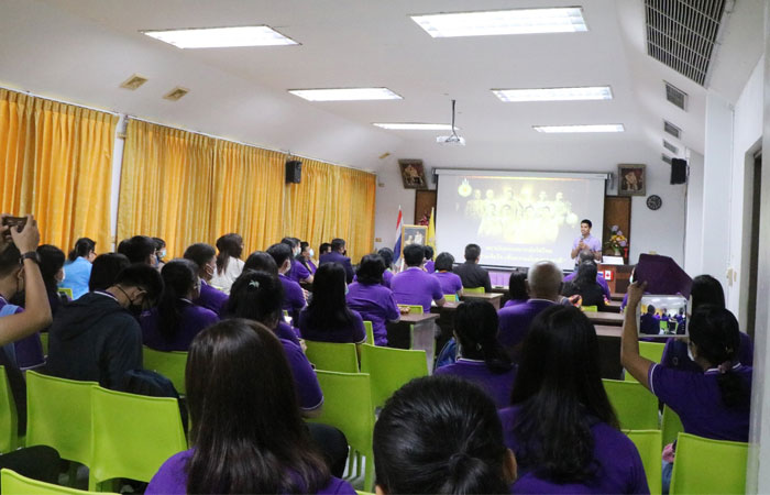 สังกัดสำนักงานเขตพื้นที่การศึกษามัธยมศึกษาเขต 37 โดยเข้าศึกษาดูงาน ณ ศูนย์ฯ คุ้งกระเบน ในวันที่ 17 สิงหาคม 2563..คลิก