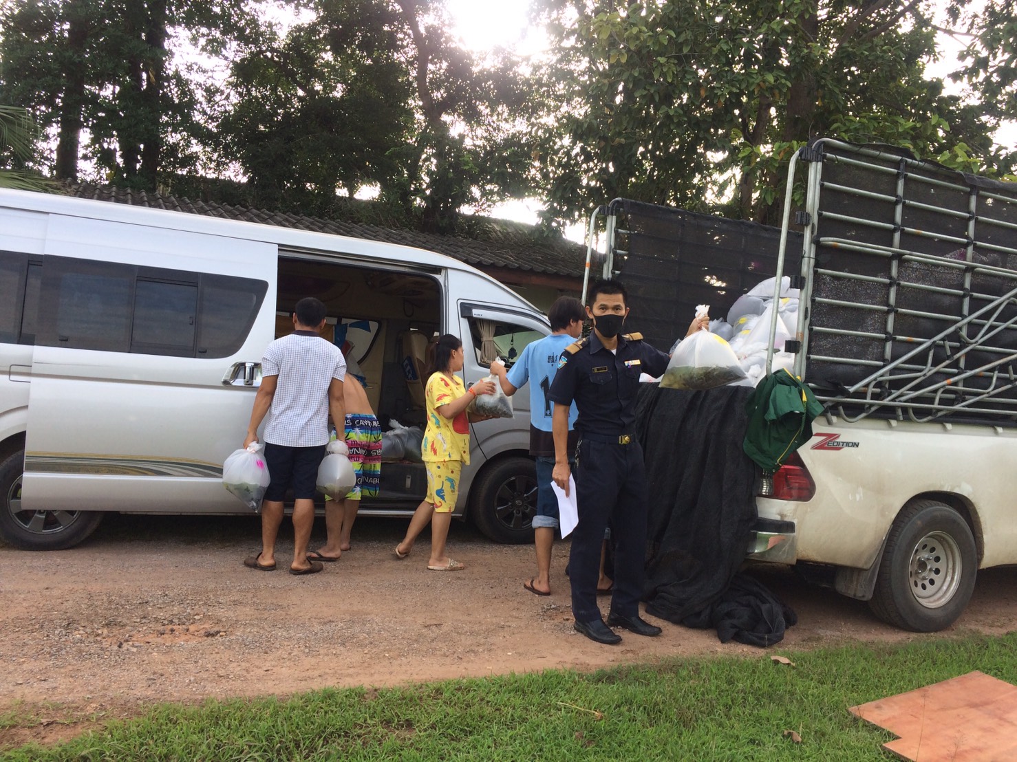 ตรวจสอบลูกพันธุ์สัตว์น้ำ ส่งออกไปยัง สปป.ลาว..คลิก